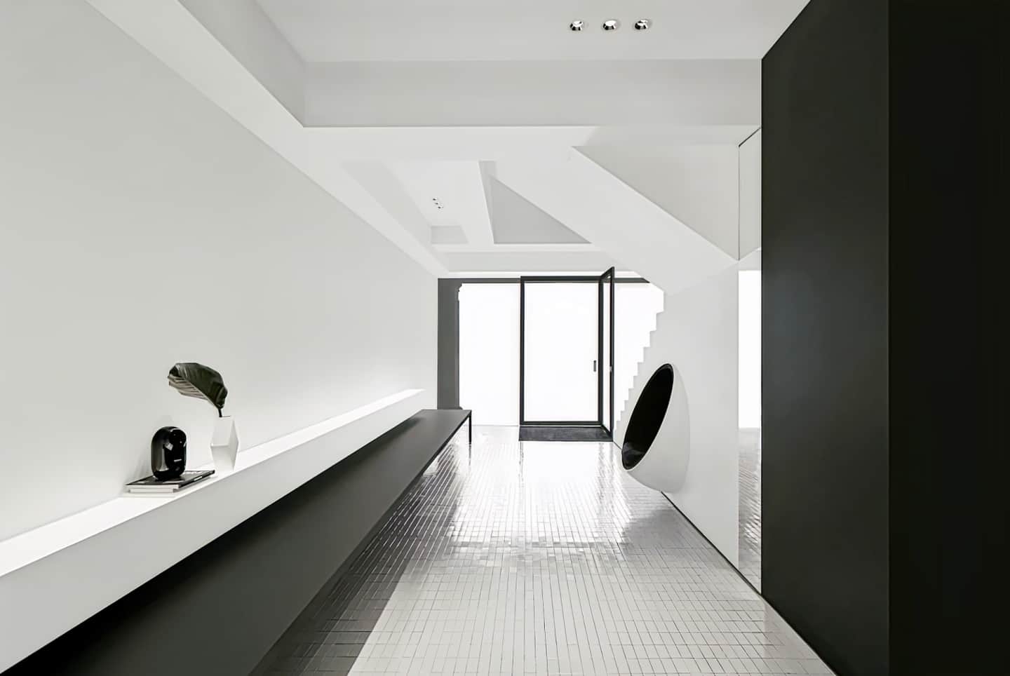 Hotel Mono (SG Clean)