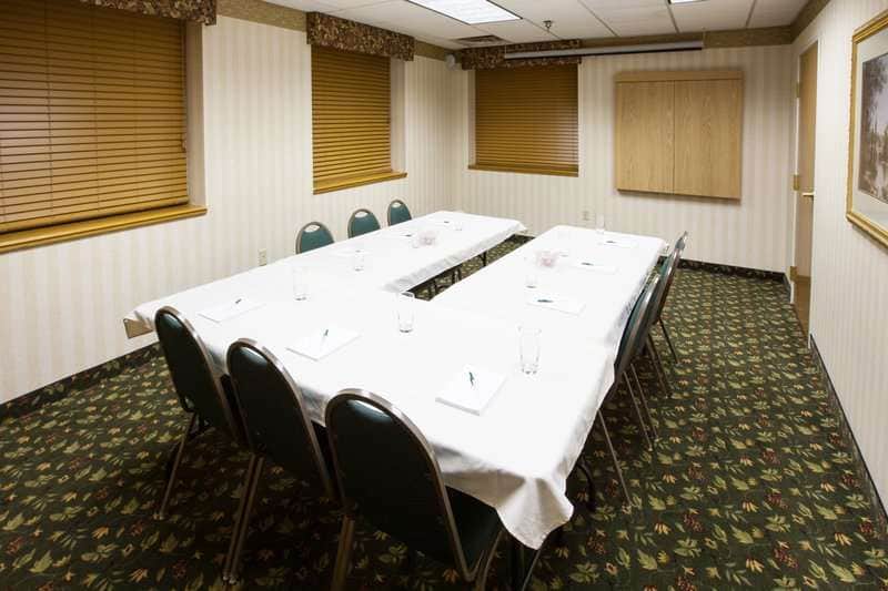 Baymont by Wyndham Mishawaka South Bend Area