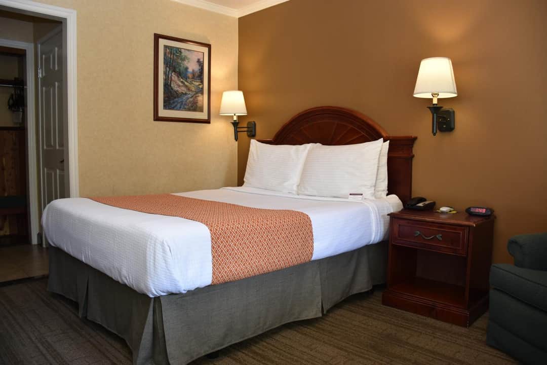 Dynasty Suites Redlands