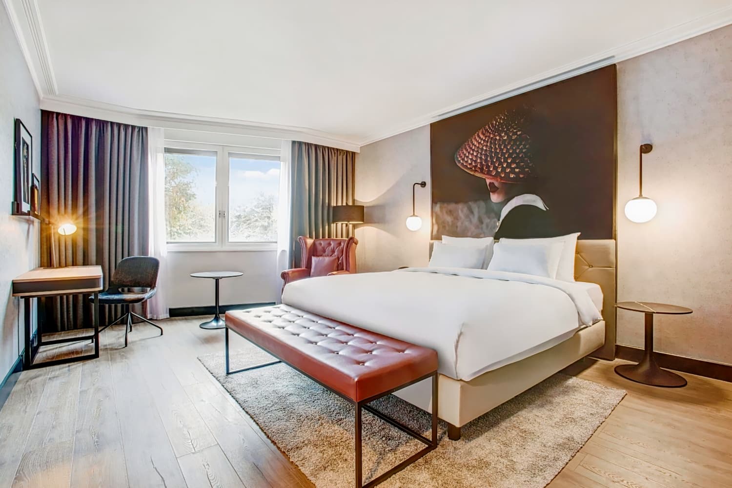 Radisson RED Heathrow