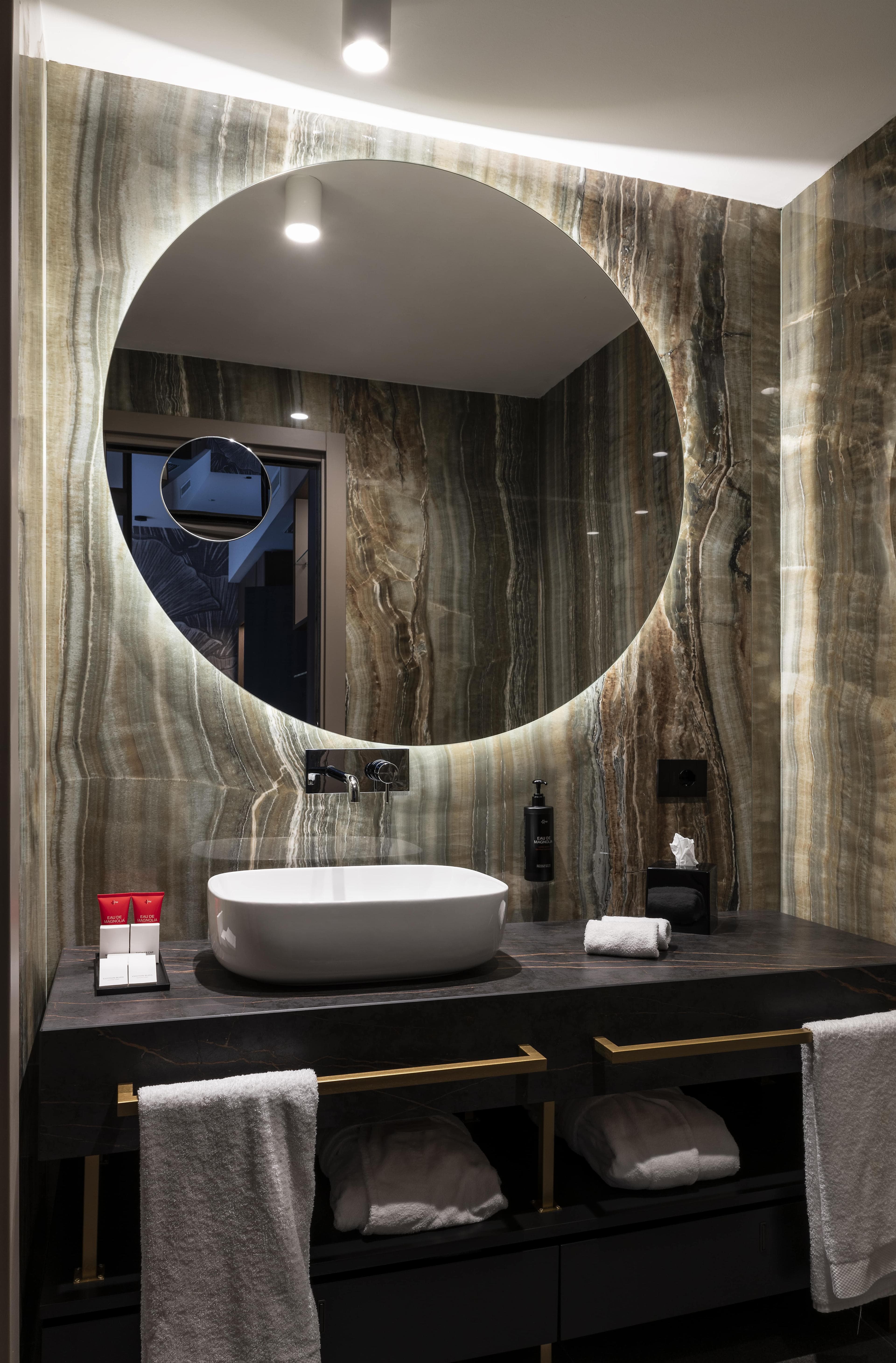 Duomo Hotel & Apartments