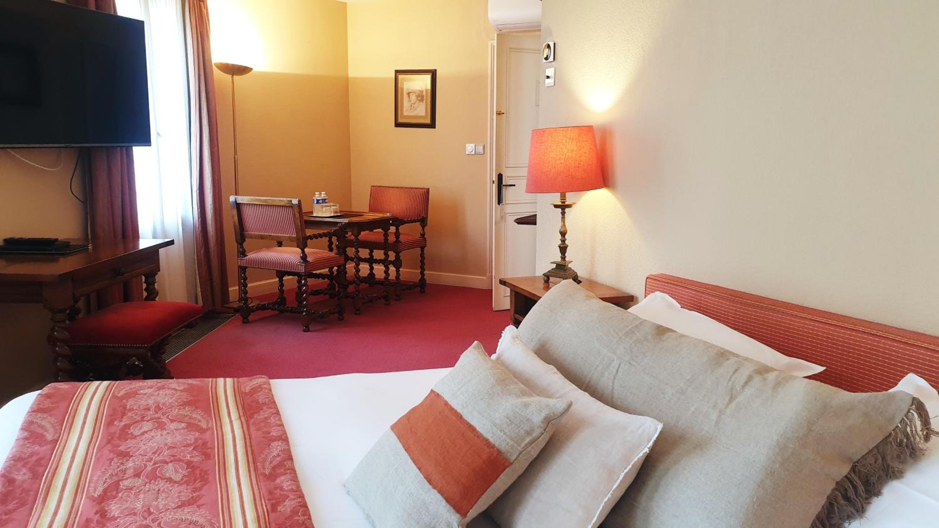 Hôtel De Greuze & Spa