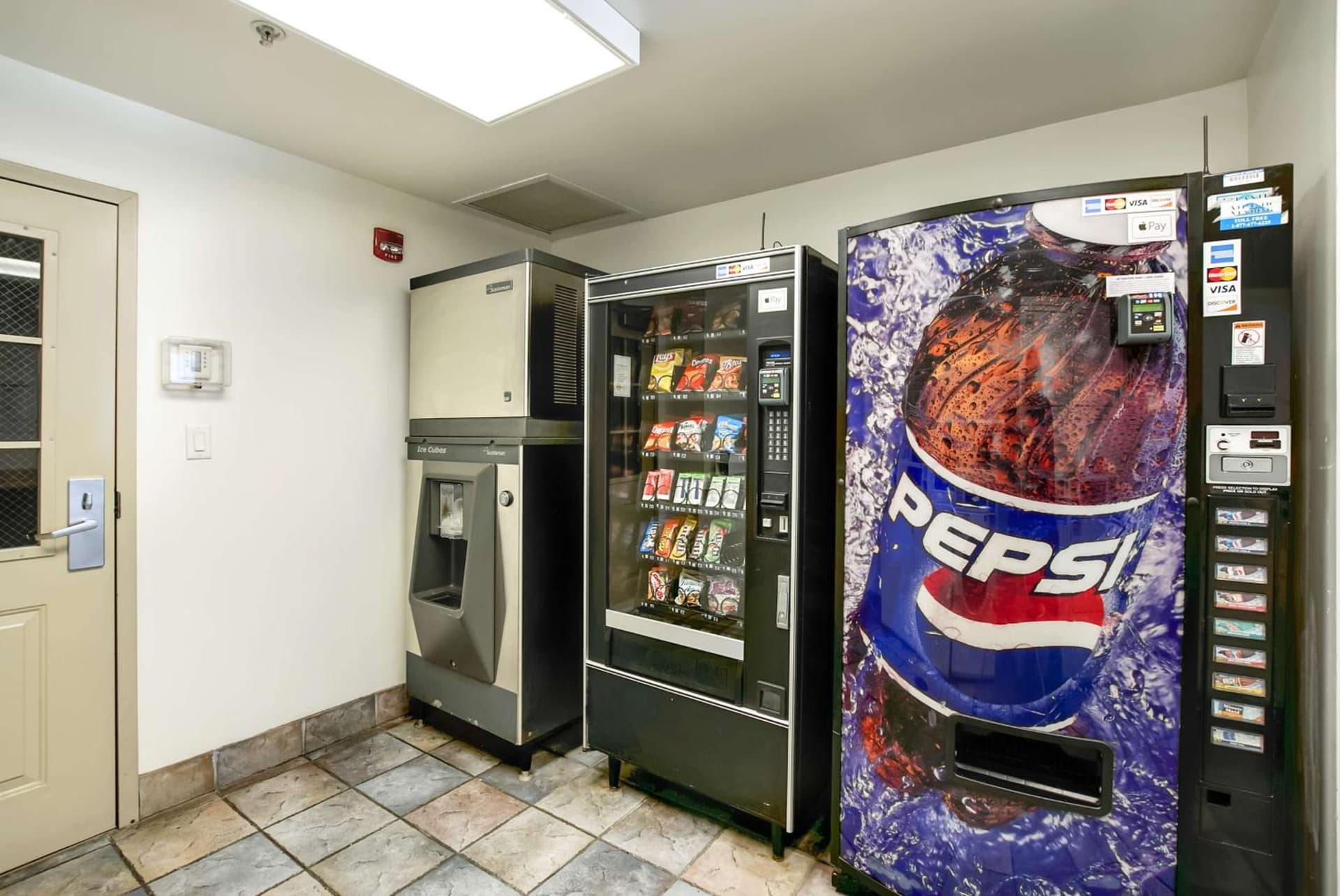 Studio 6-East Brunswick, NJ - NYC Area