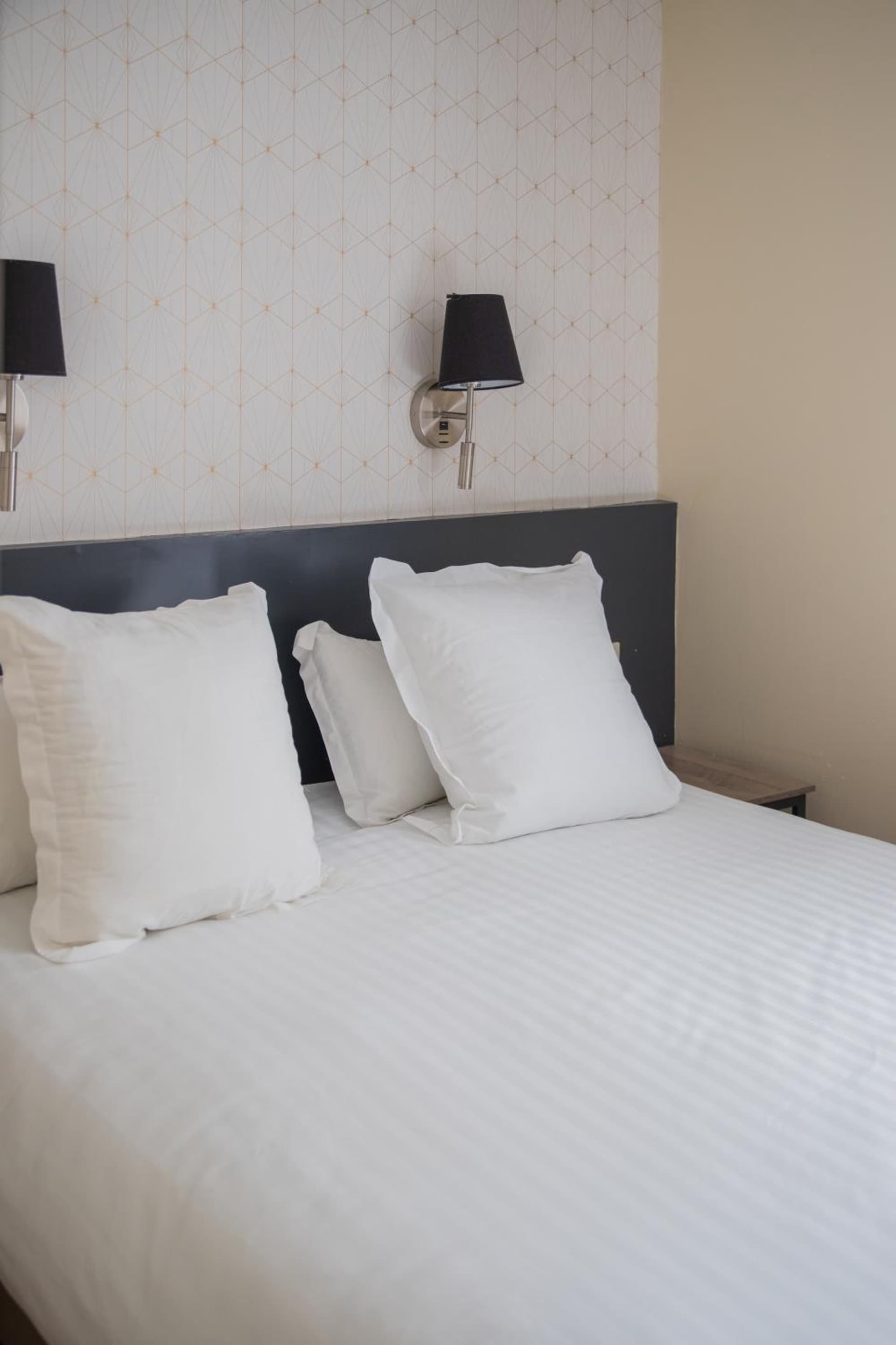 Brit Hotel Confort Nîmes Ouest