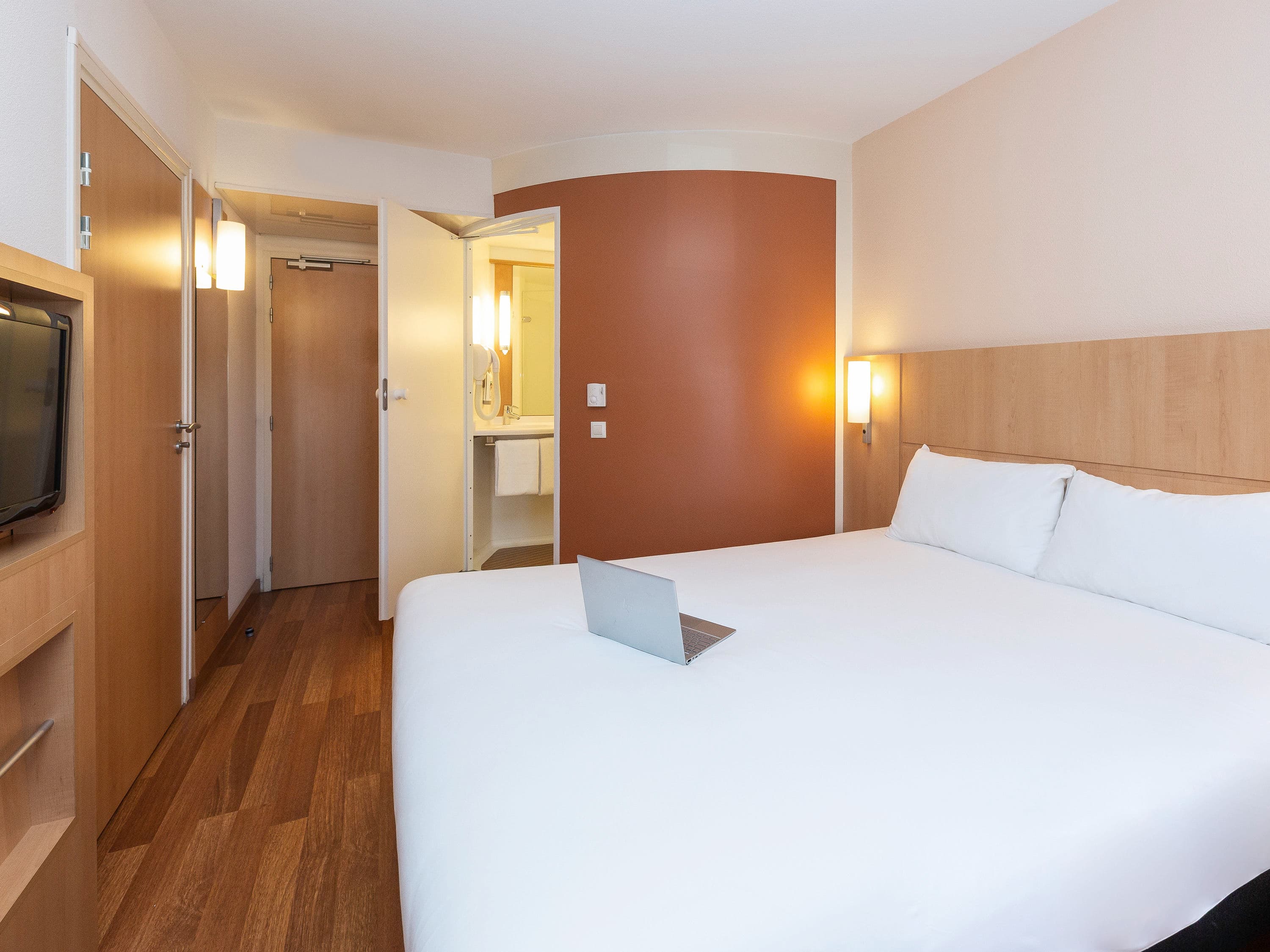ibis Lyon Est Chaponnay hotel