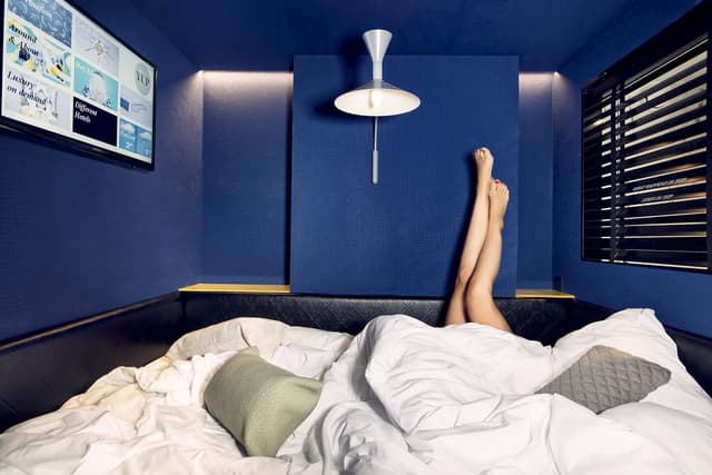 Love and romantic hotels