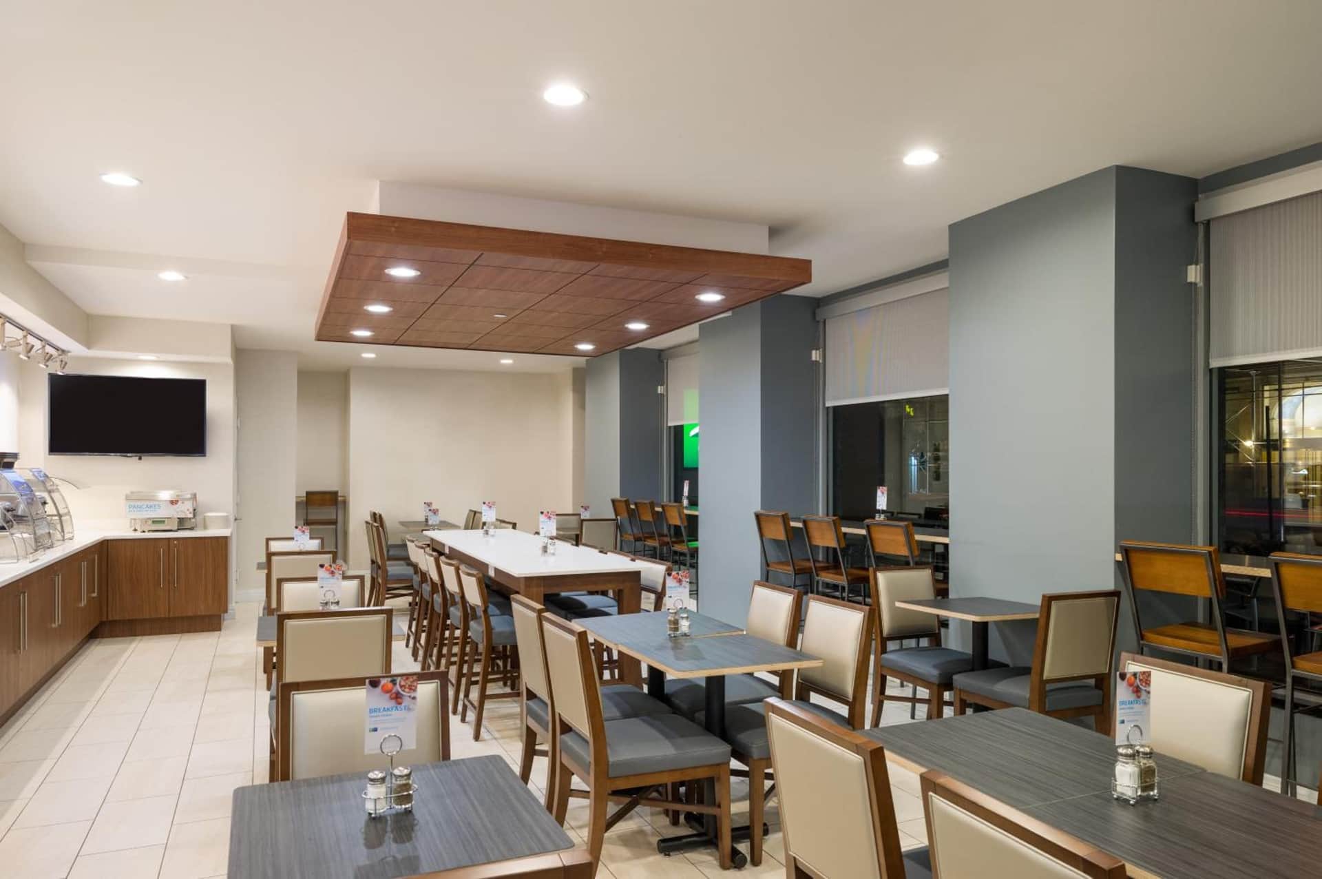 Holiday Inn Express New York City Chelsea, an IHG Hotel