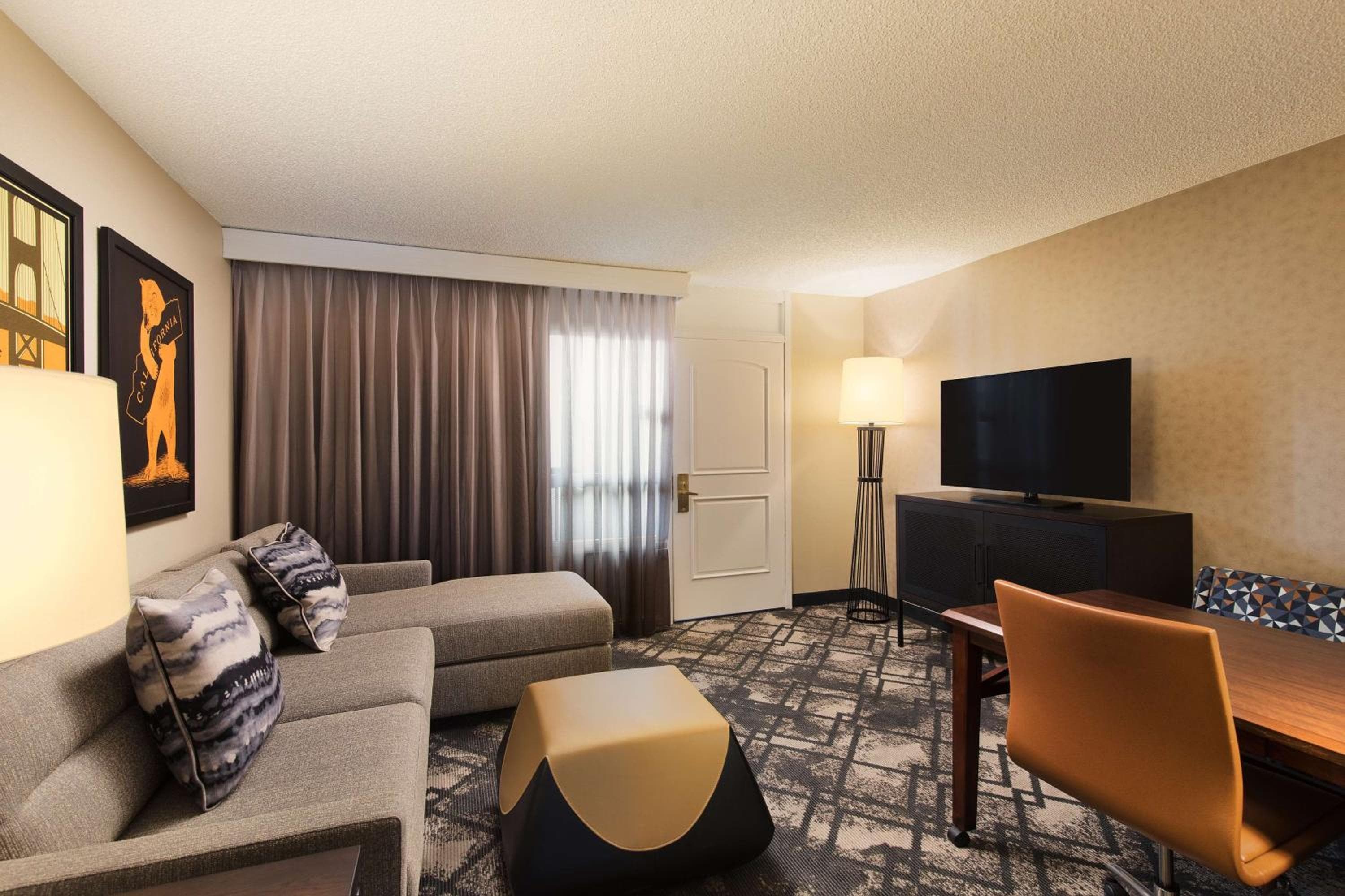 Embassy Suites by Hilton San Francisco Airport