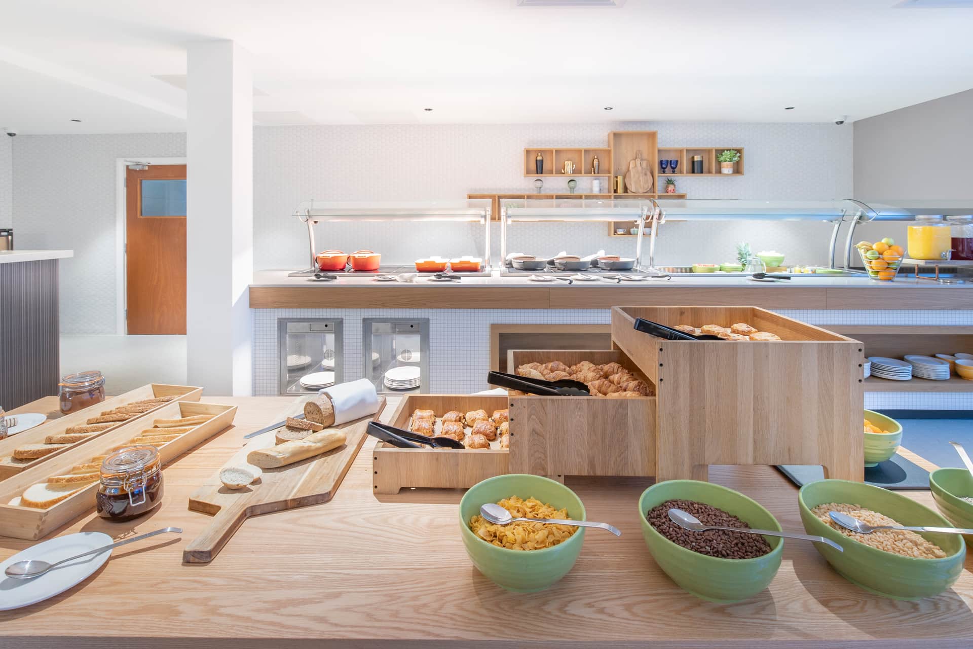 Holiday Inn Bristol Airport by IHG