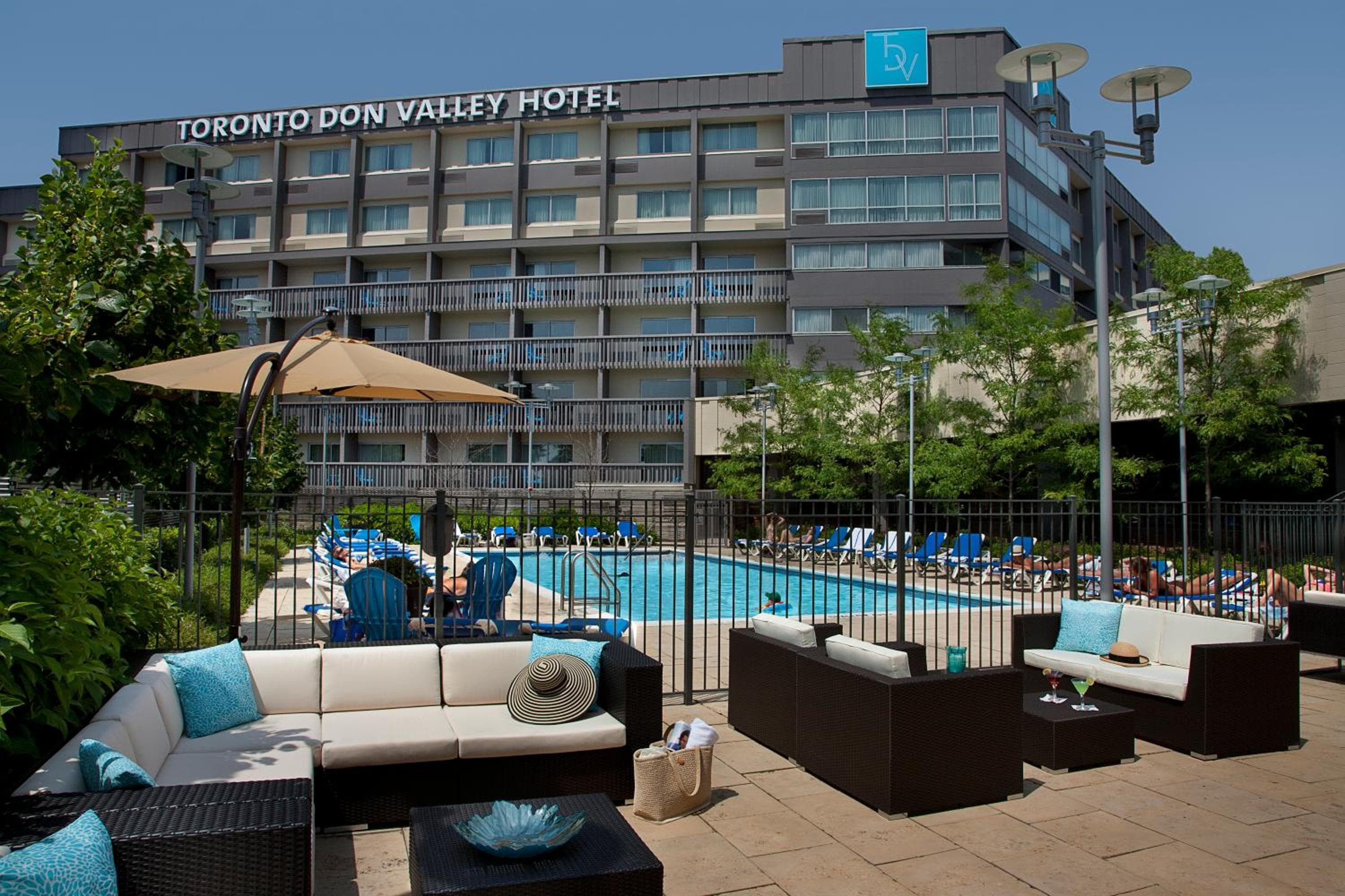 Toronto Don Valley Hotel & Suites