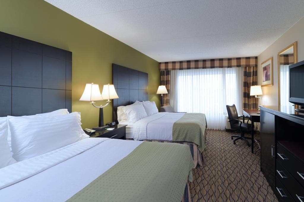 Ramada Plaza by Wyndham Totowa