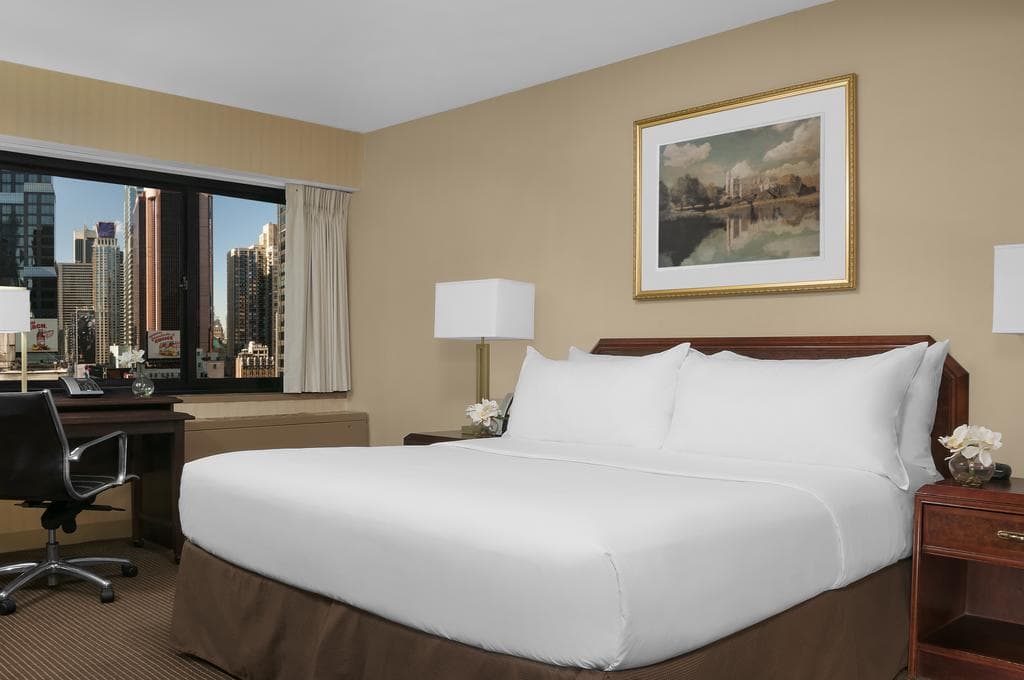The Manhattan at Times Square Hotel