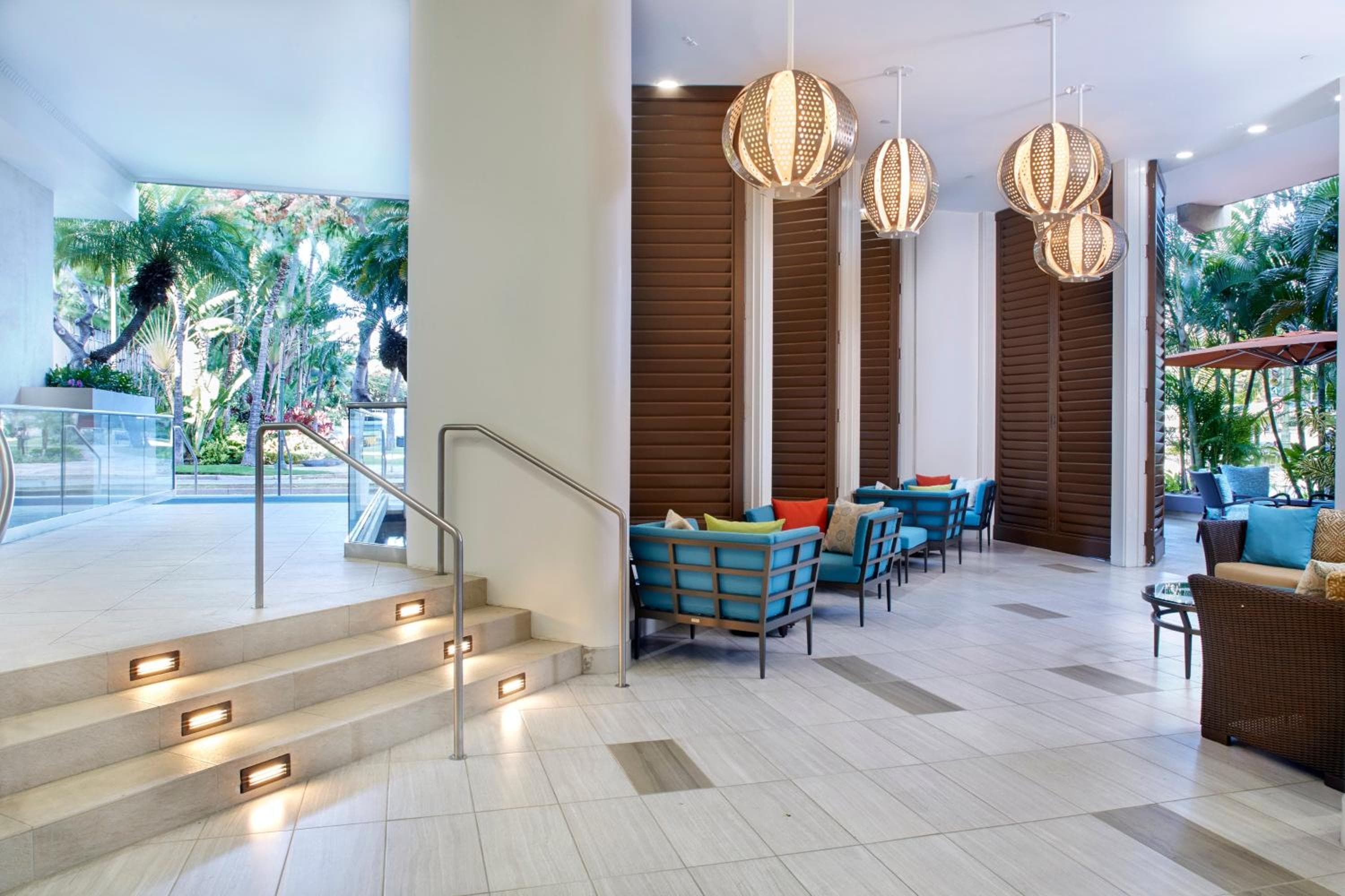 Holiday Inn Express Waikiki, an IHG Hotel