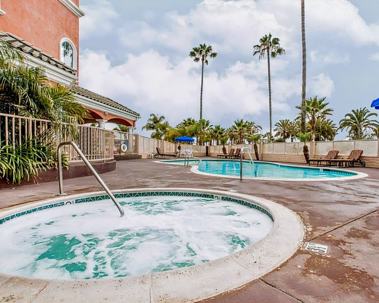 Comfort Suites Oceanside Camp Pendleton Area