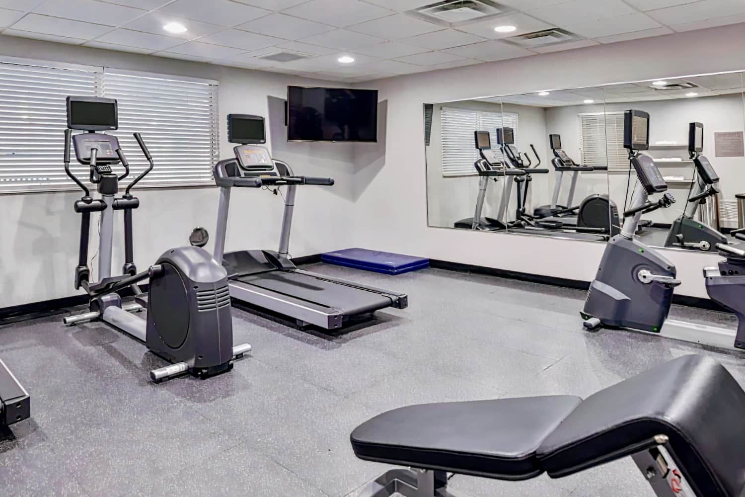 Country Inn & Suites By Radisson Tinley Park