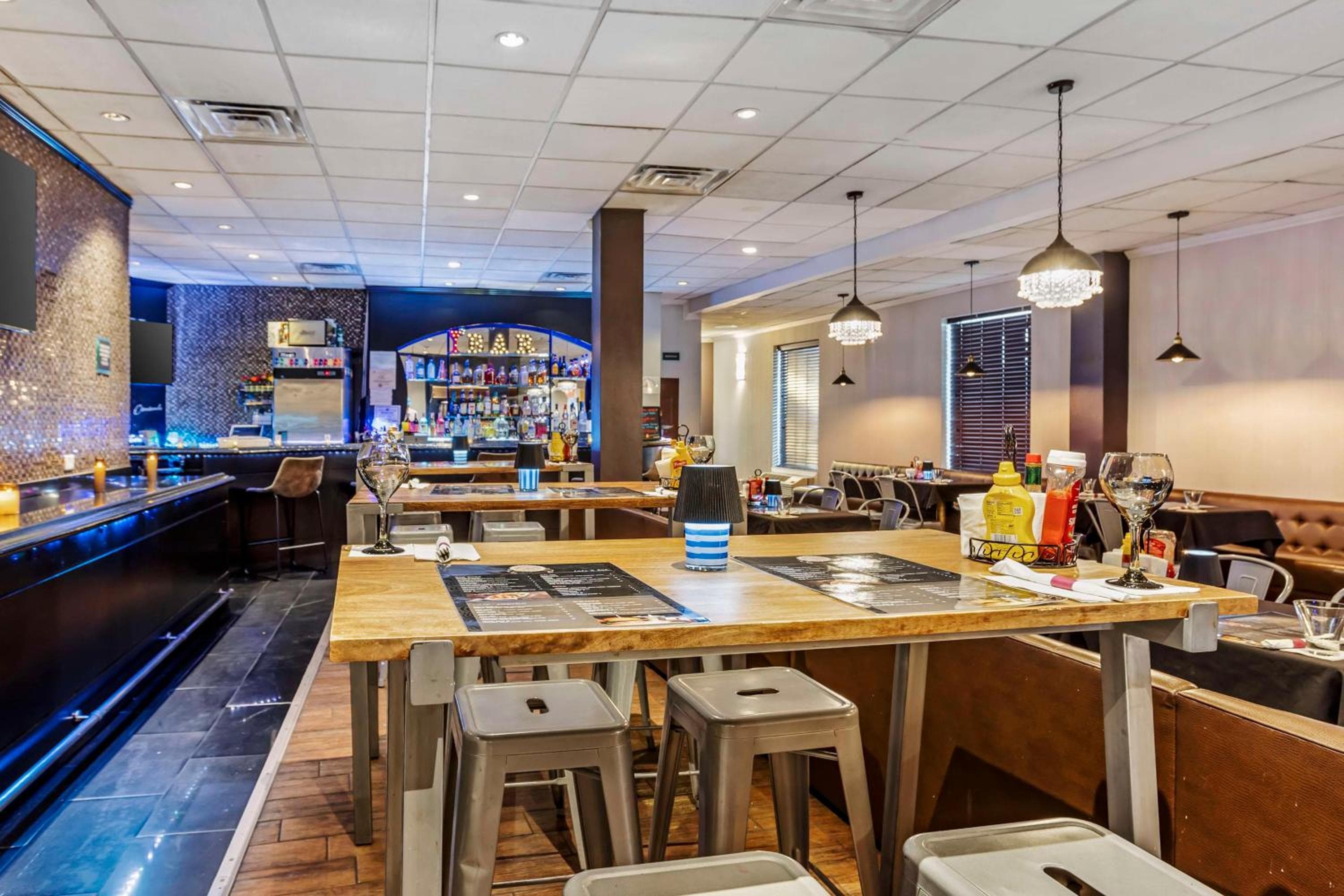 Best Western Plus Newark Airport West