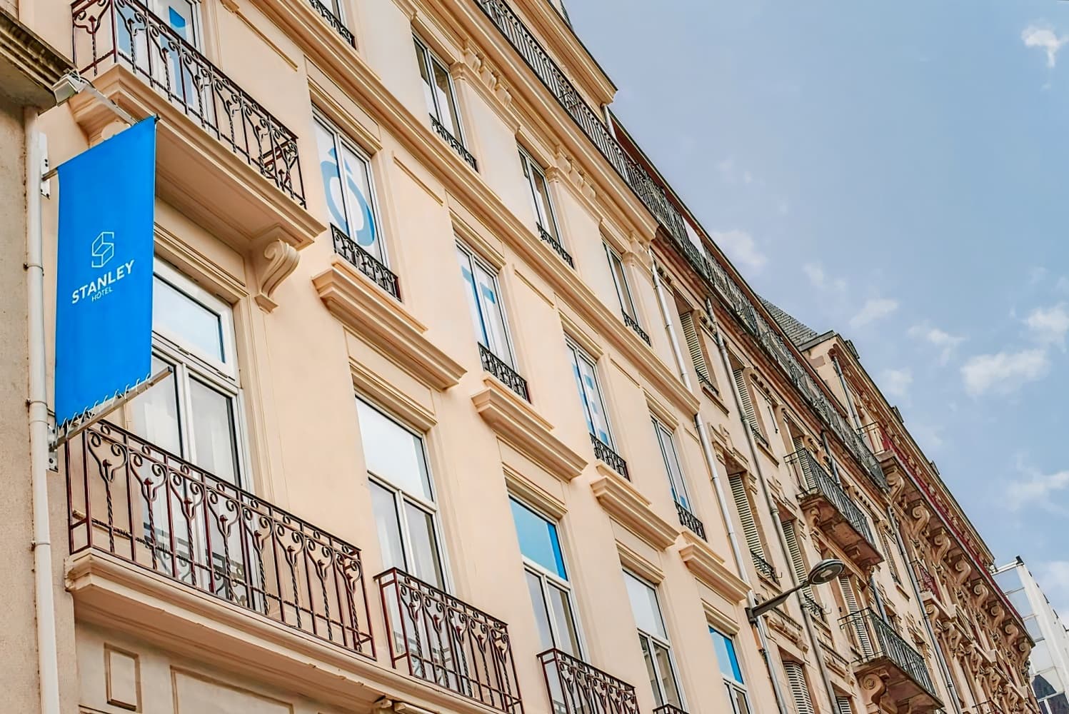 Hotel Stanley by HappyCulture