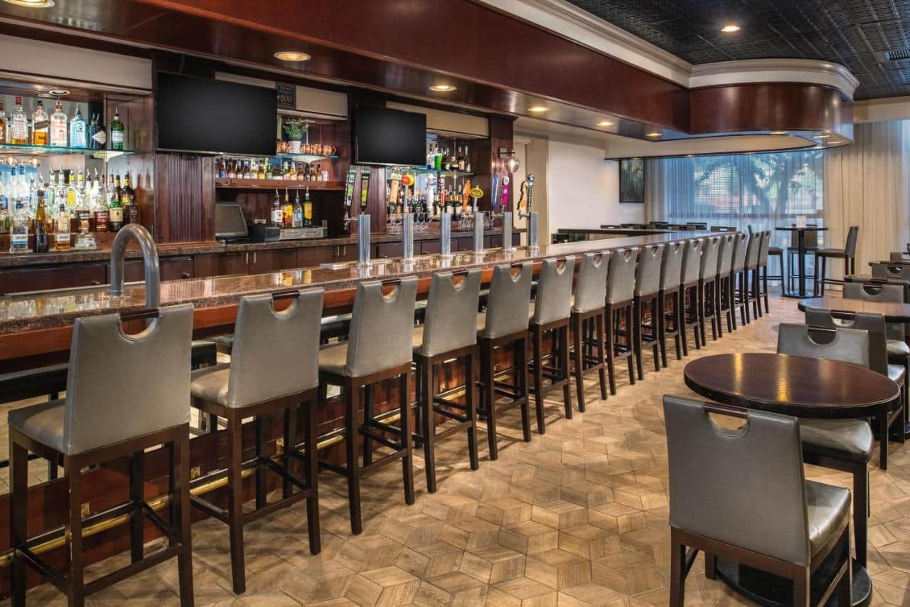 Embassy Suites Seattle - Tacoma International Airport