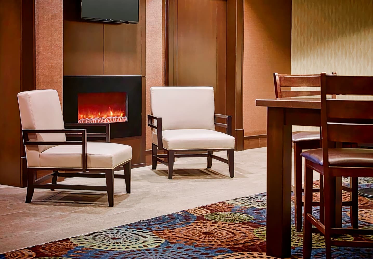 Holiday Inn Express and Suites Timmins