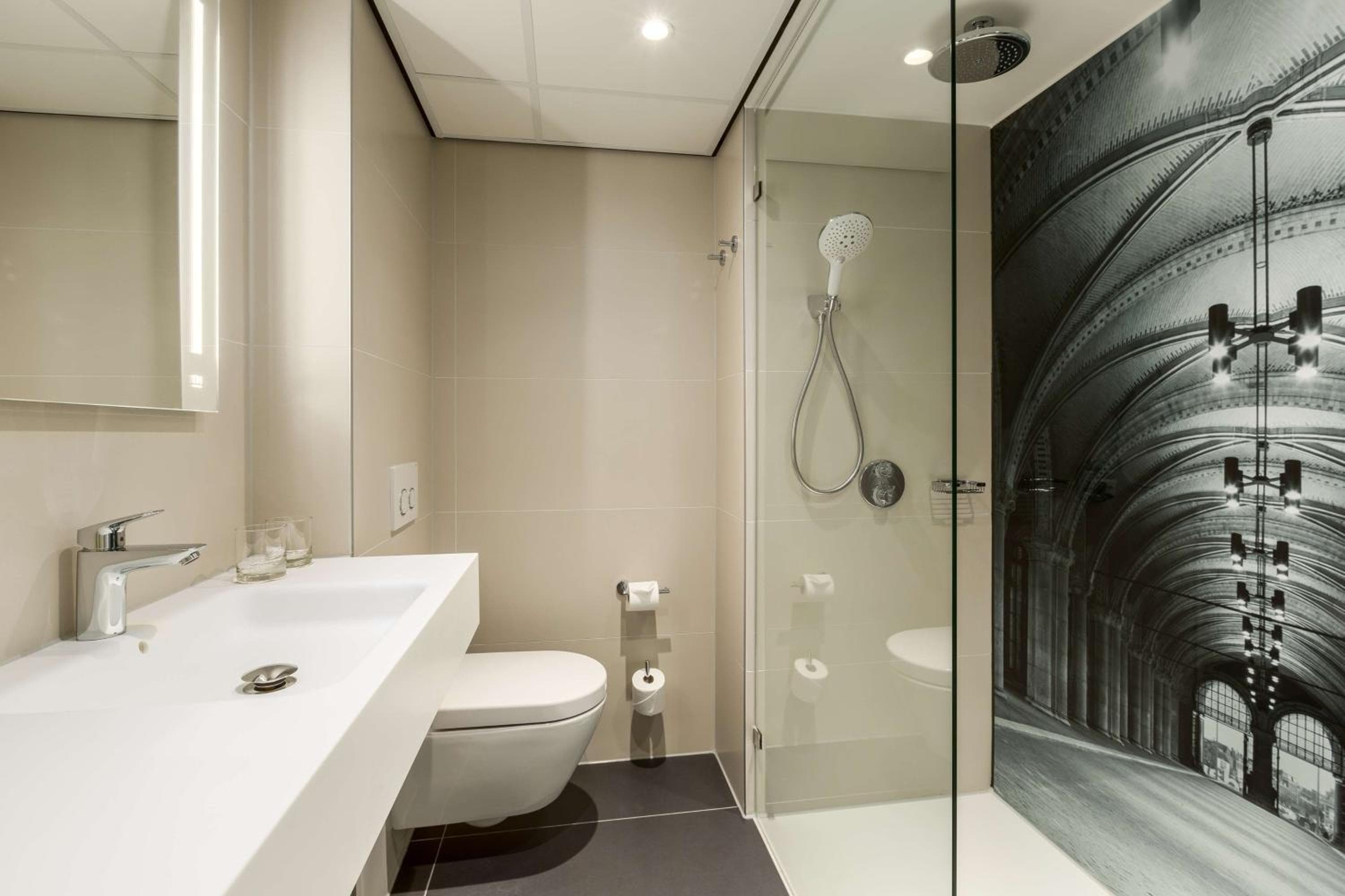 NH Amsterdam Schiphol Airport