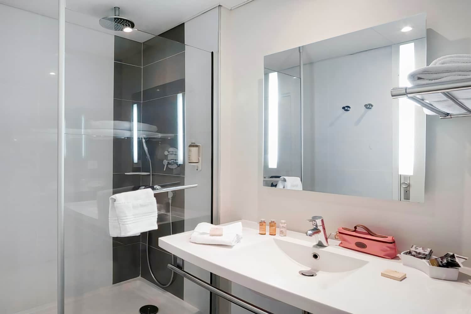 Mercure Lille Airport Hotel