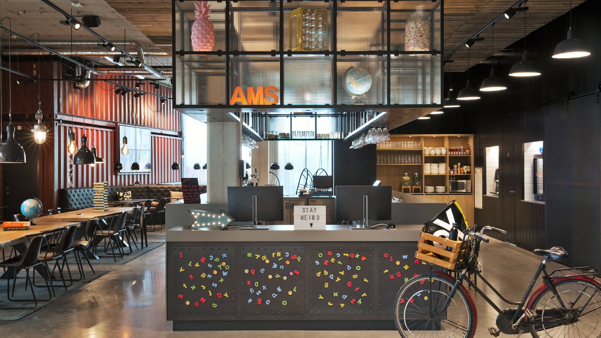 Moxy Amsterdam Houthavens