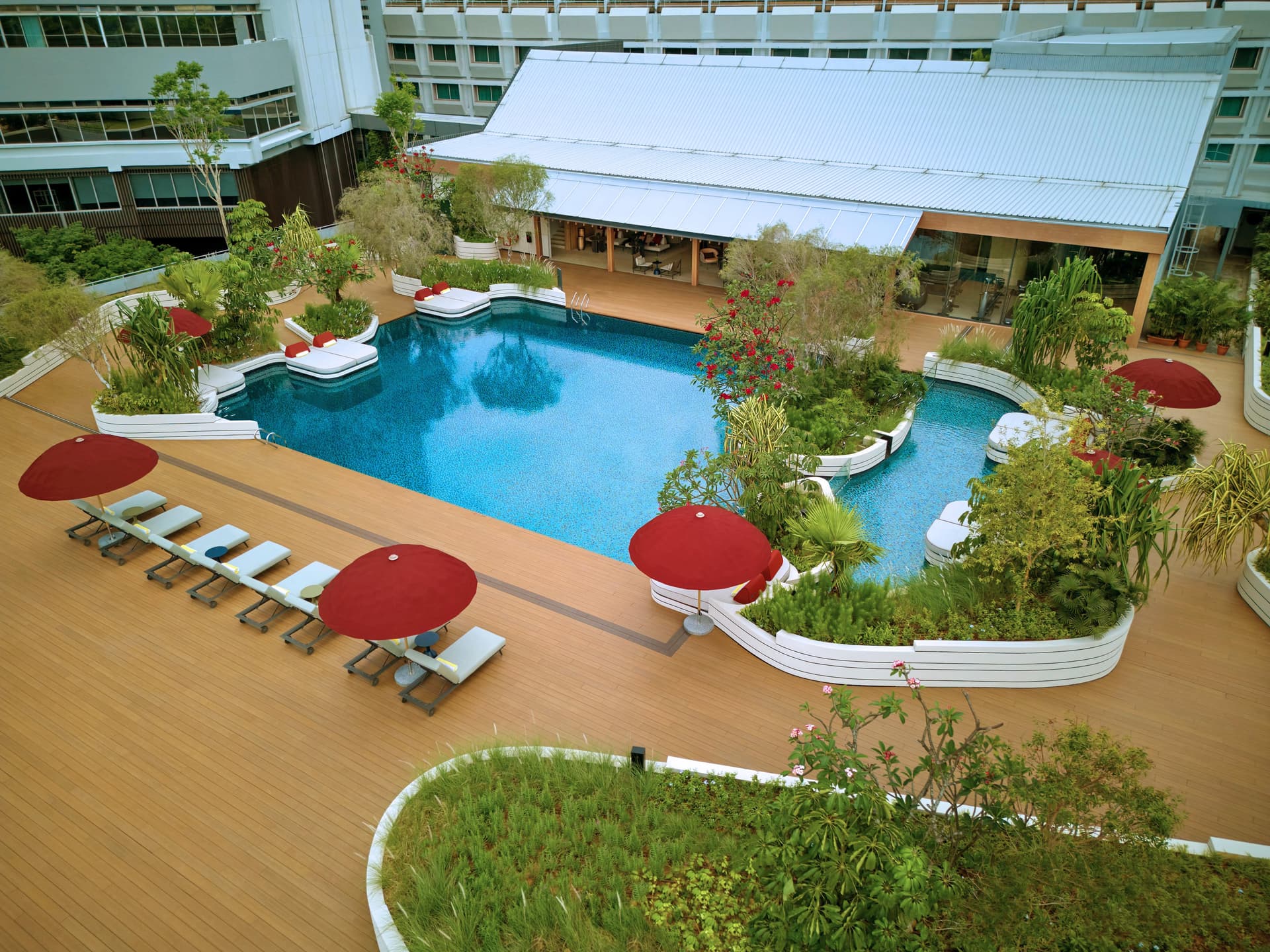 PARKROYAL on Beach Road