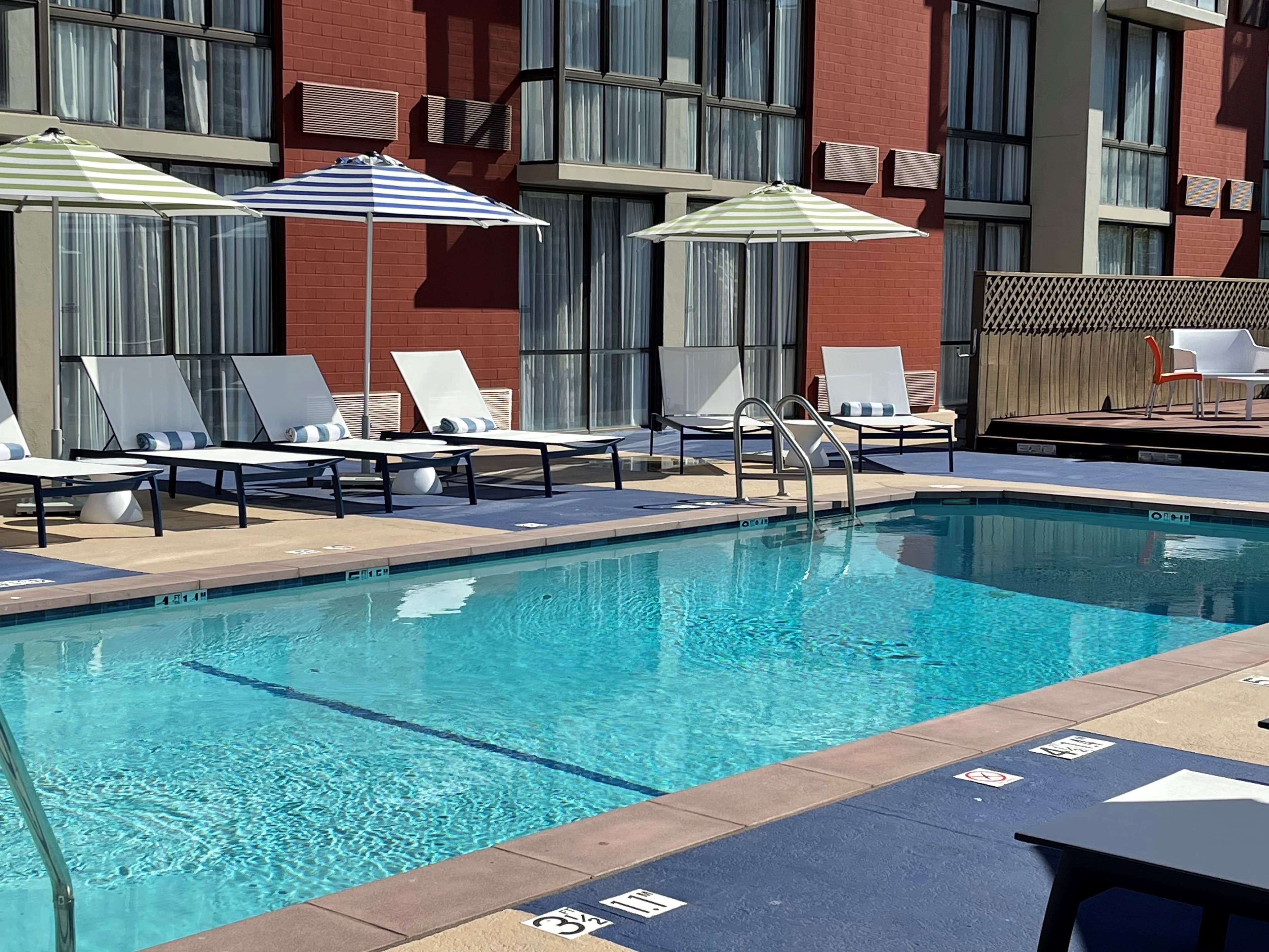 Hotel Caza Fisherman’s Wharf