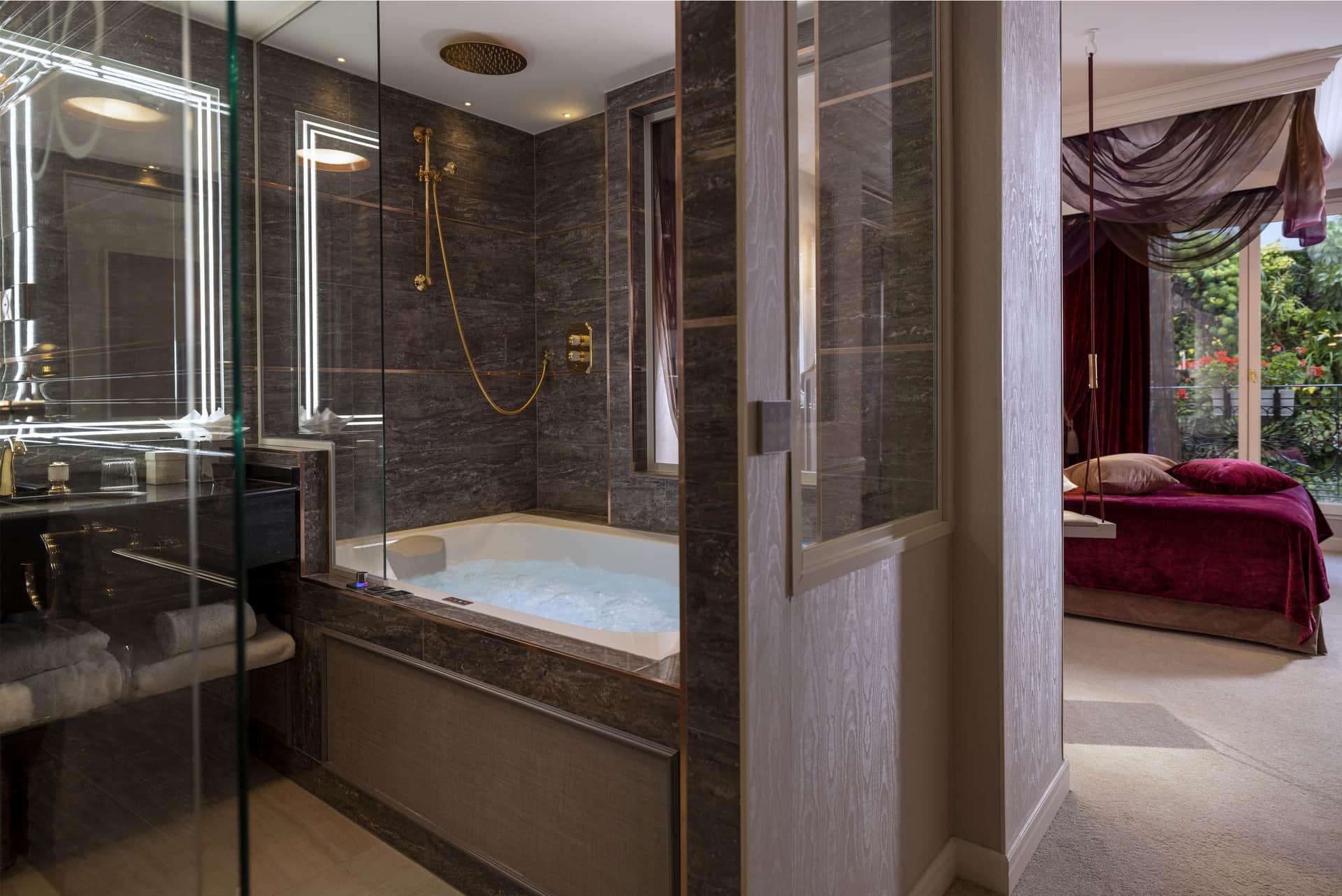 Paris j'Adore Hotel & Spa