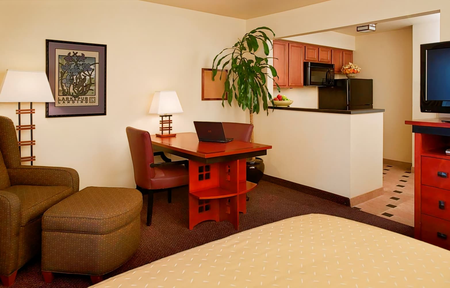 Larkspur Landing Campbell