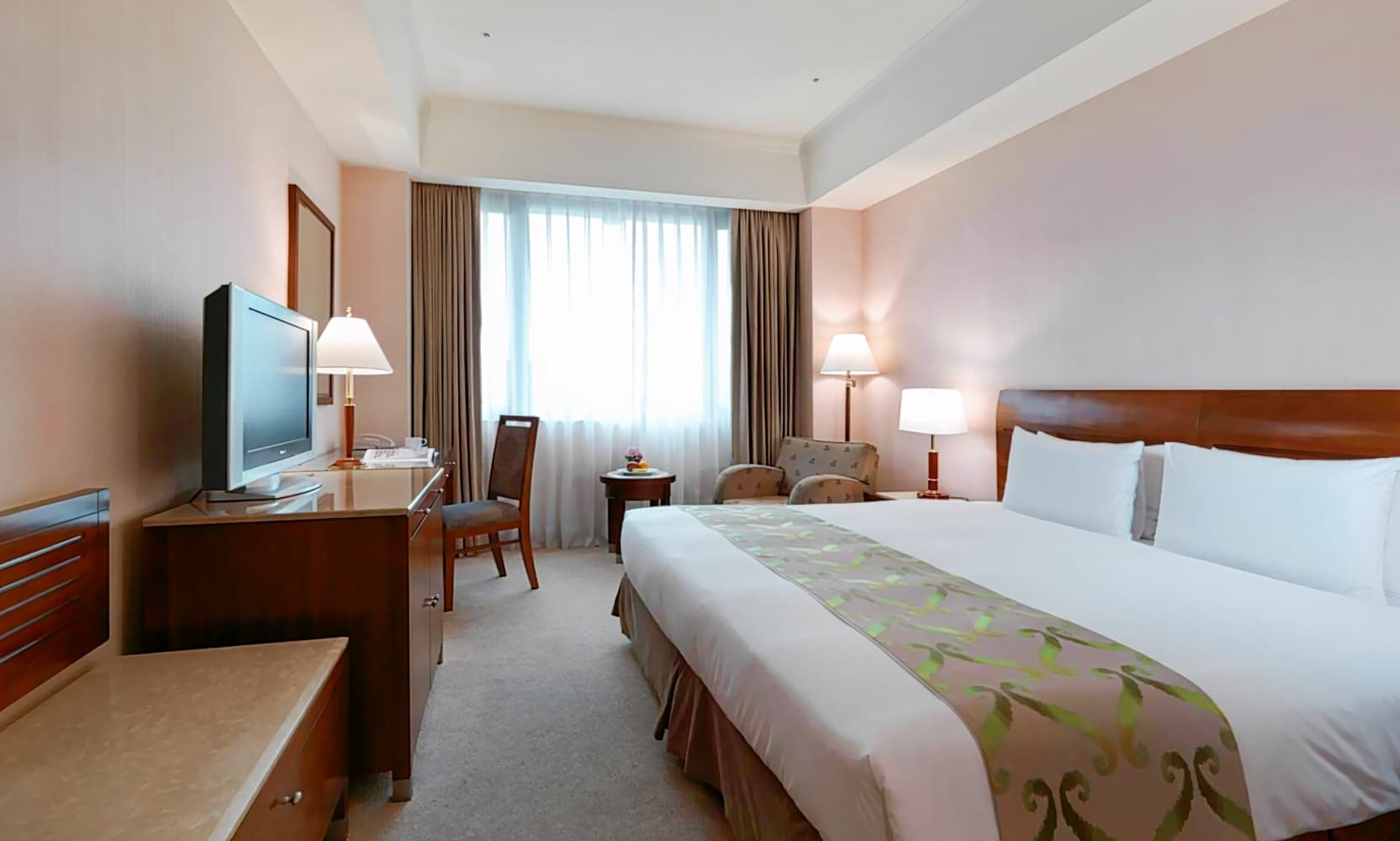 尊爵大飯店 Monarch Plaza Hotel