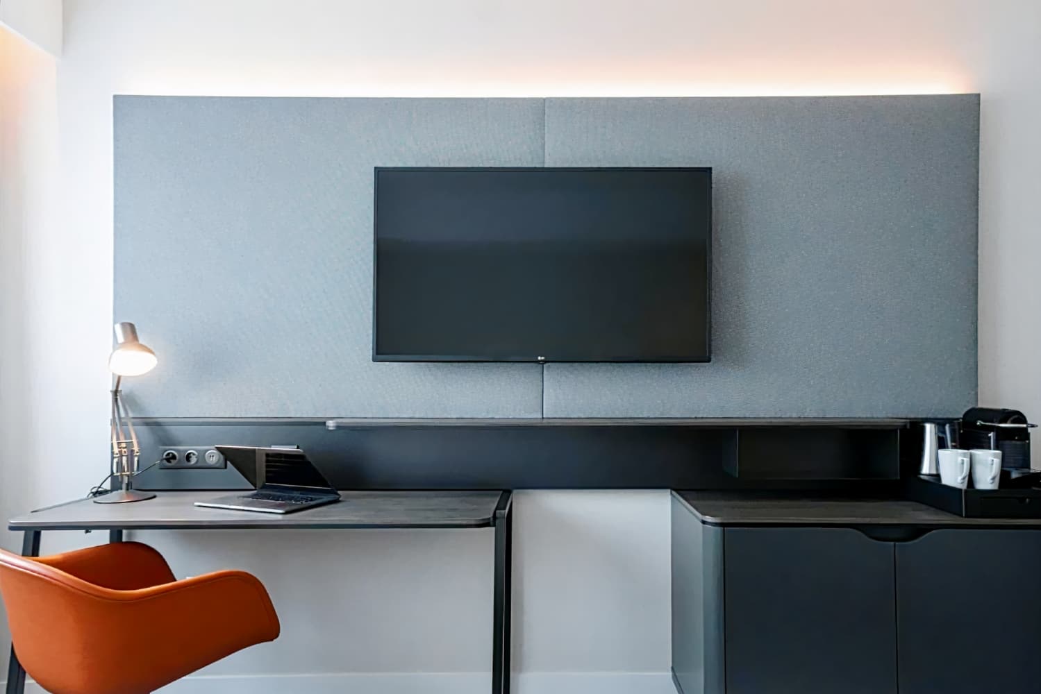 Holiday Inn Paris CDG Airport, an IHG Hotel