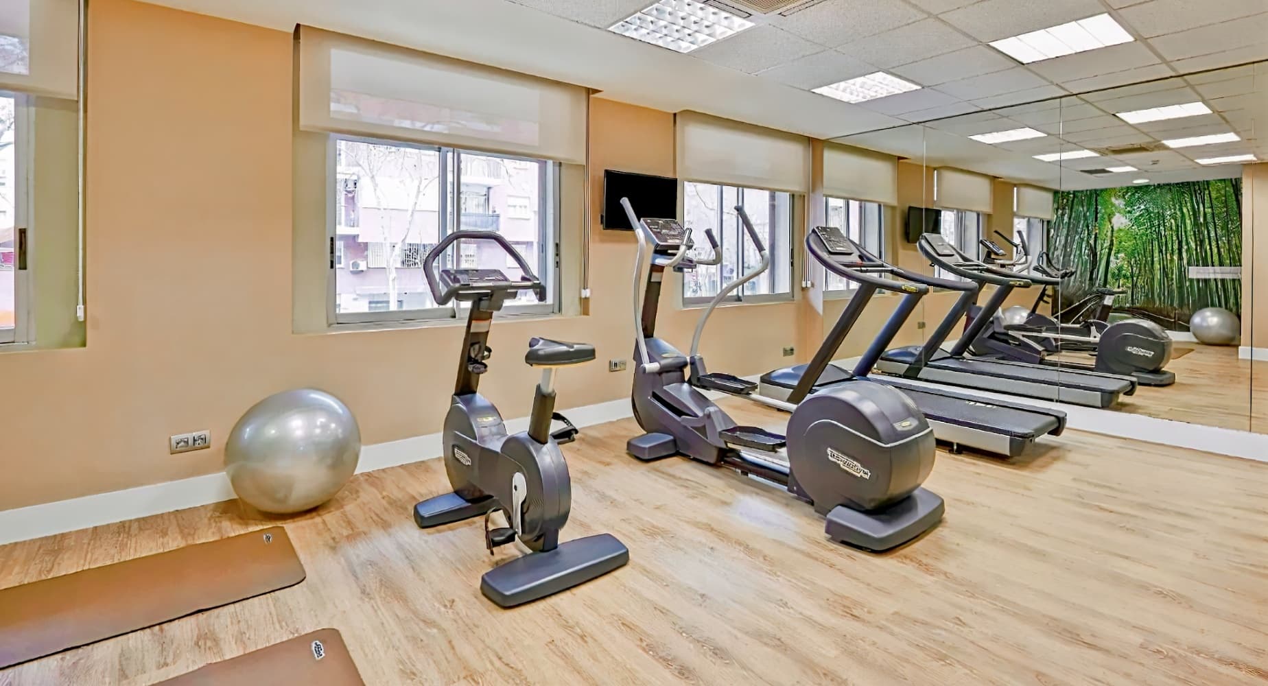 NH Barcelona Les Corts