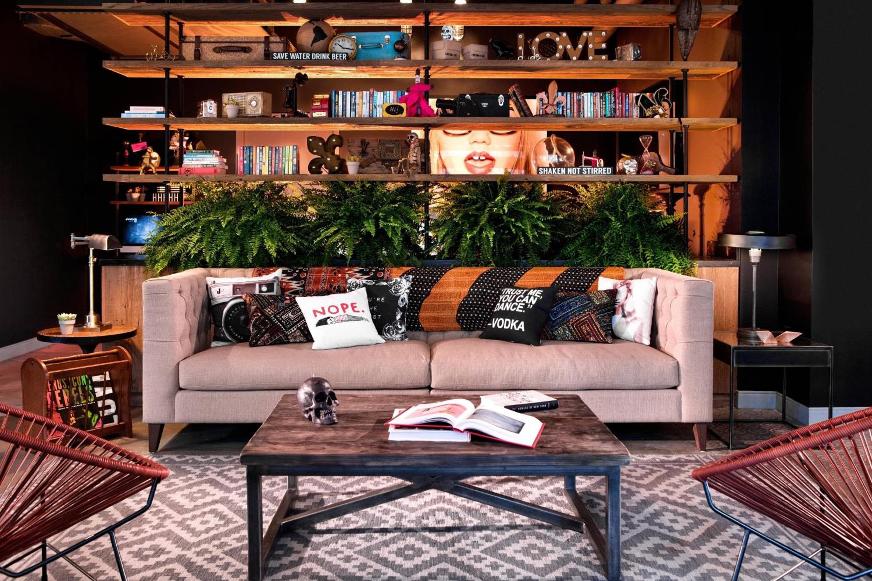 Moxy New Orleans French Quarter (old)