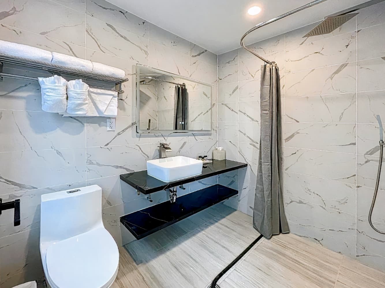 Liberty View Brooklyn Hotel