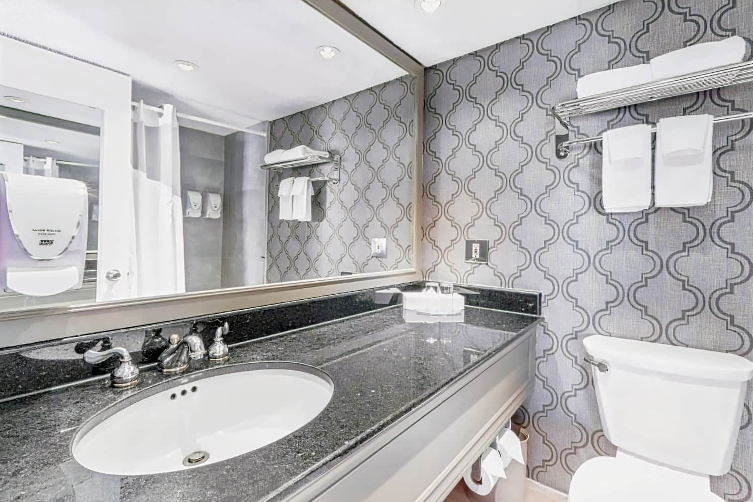 Hôtel Le Concorde Québec