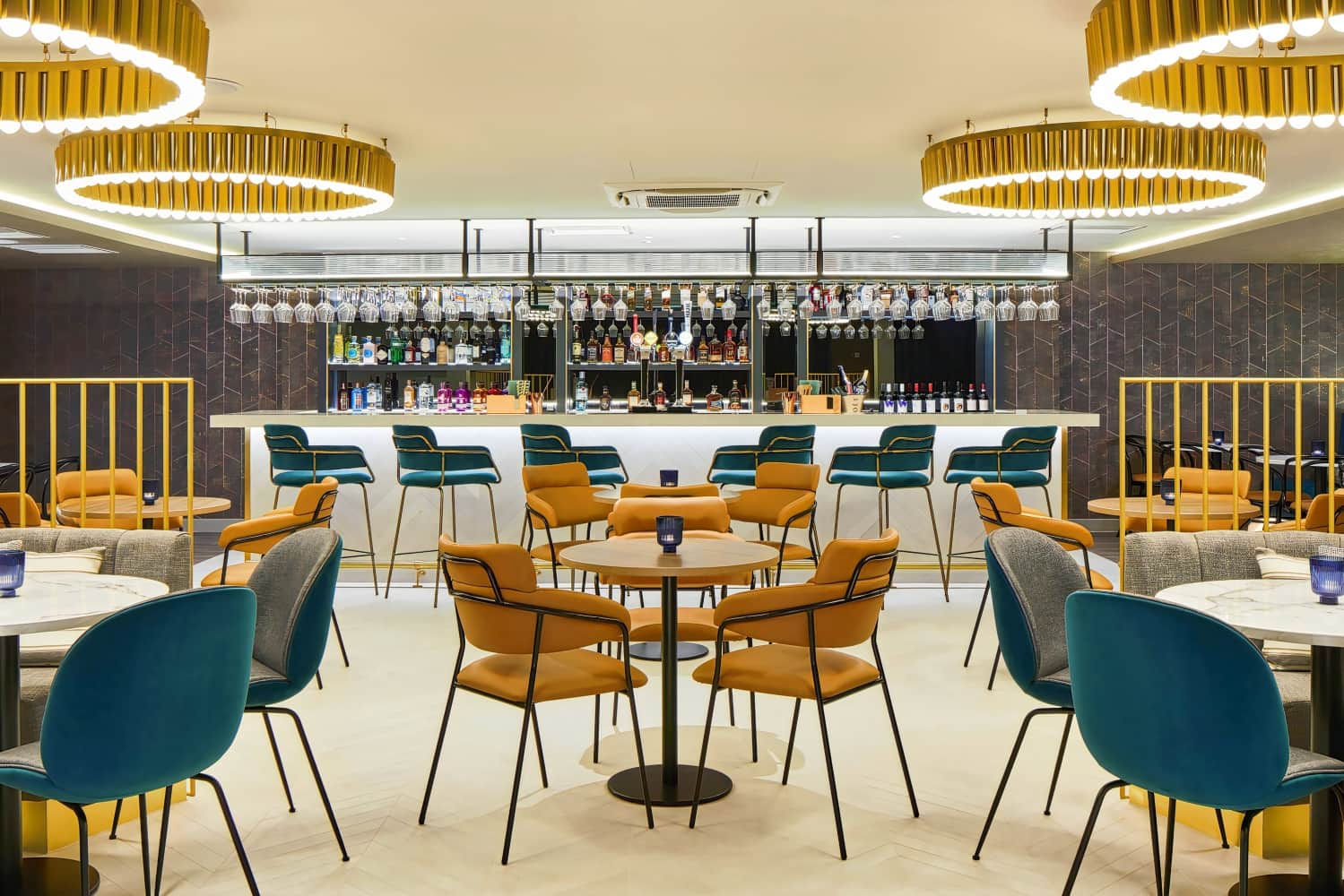 Courtyard by Marriott London Heathrow Airport