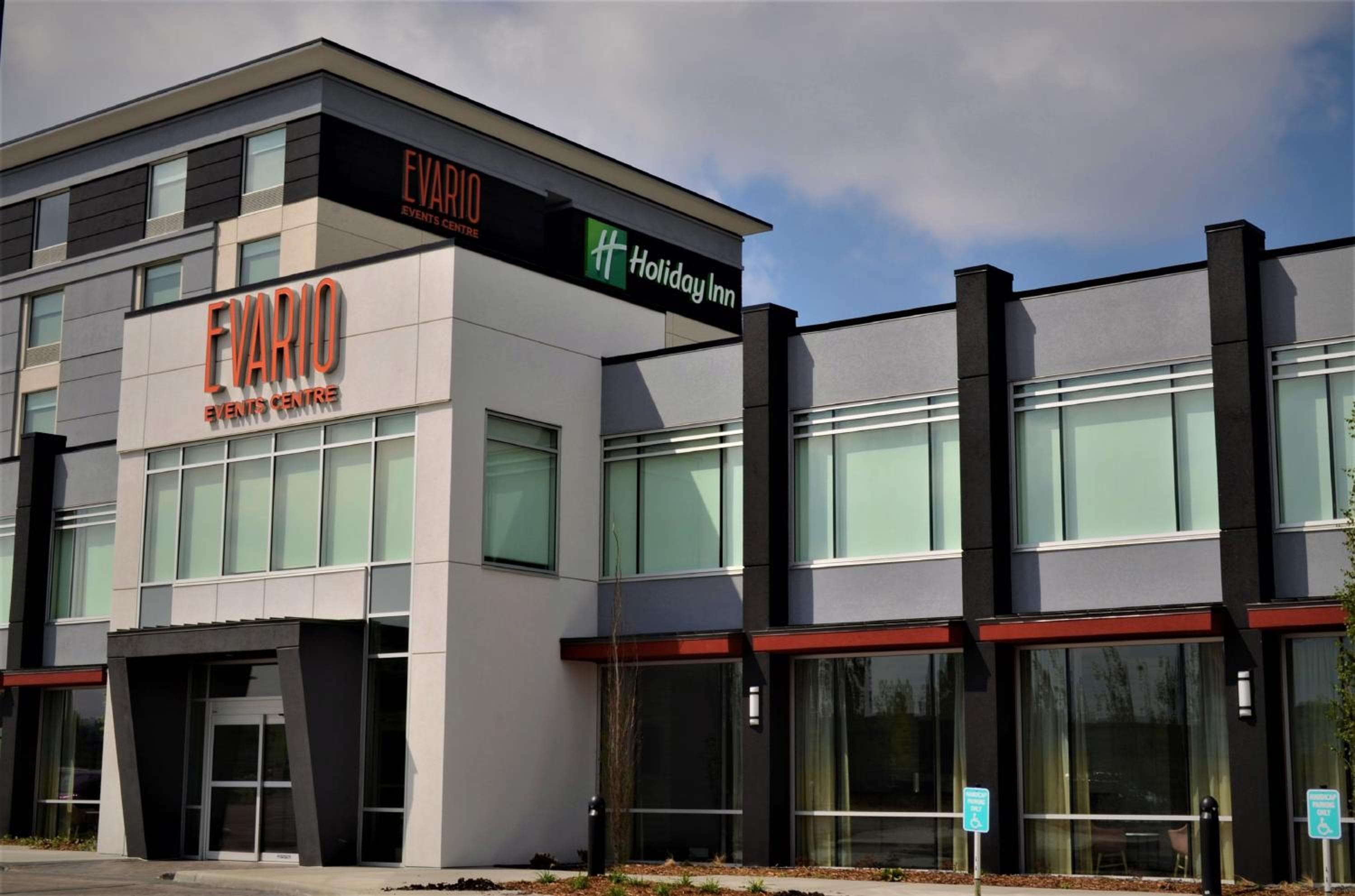 Holiday Inn Edmonton South - Evario Events, an IHG Hotel