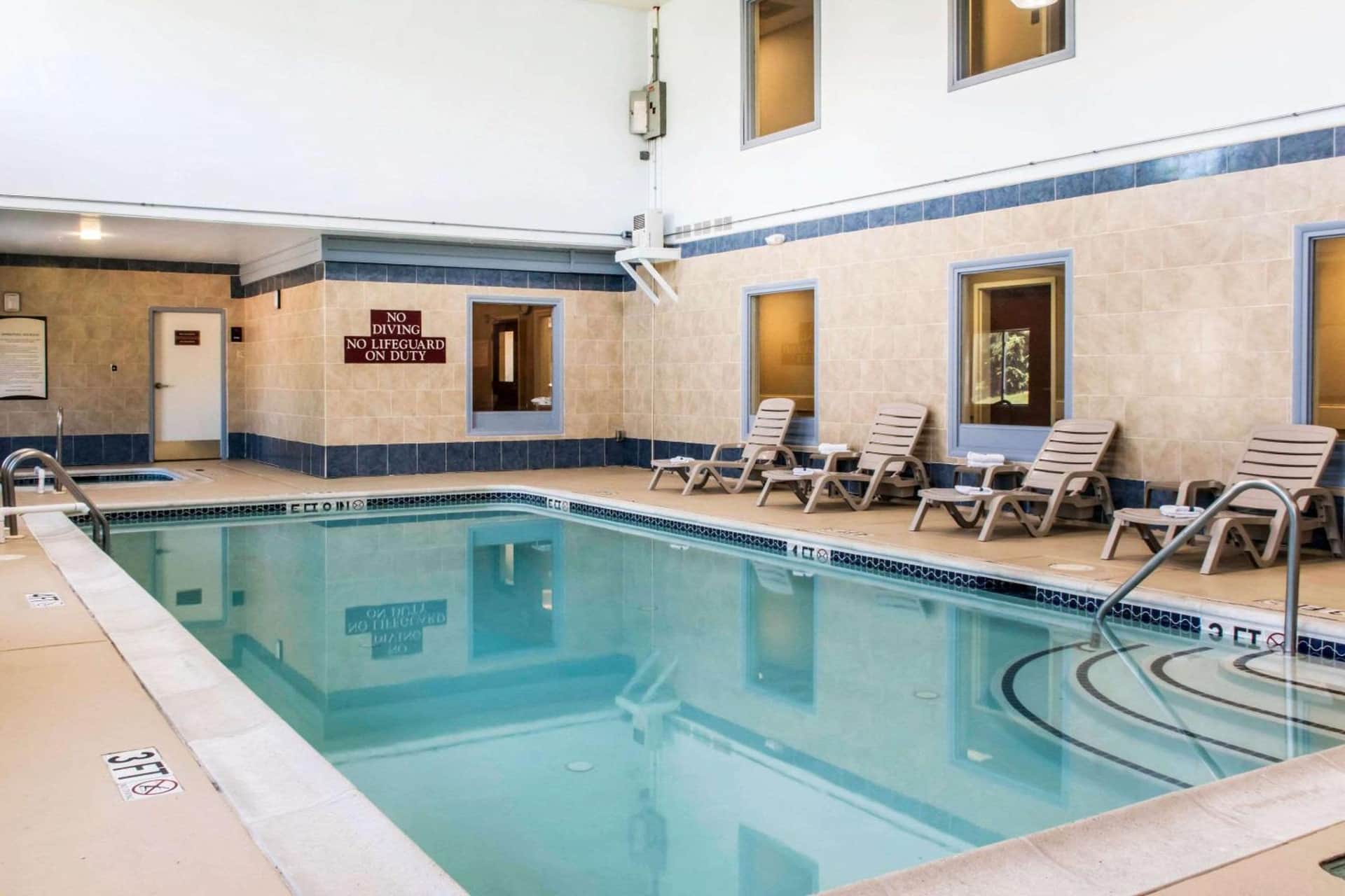 Comfort Inn Lancaster County