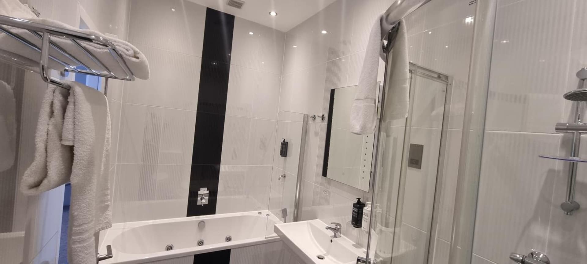 Heeton Concept Hotel Kensington