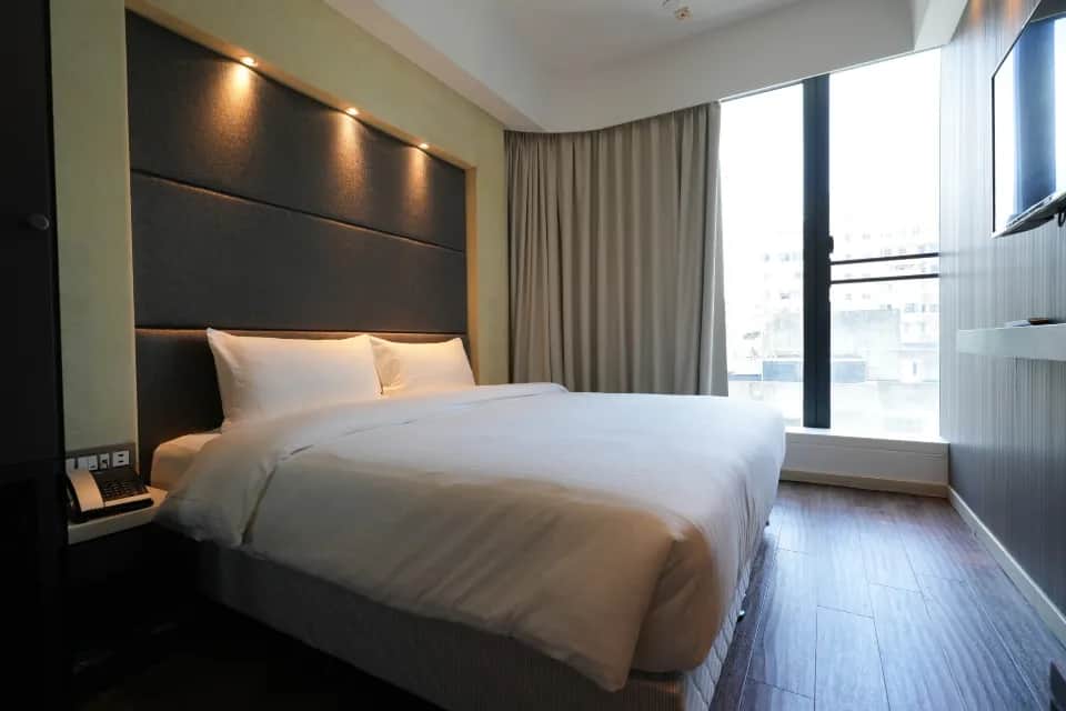 Epoch Hotel