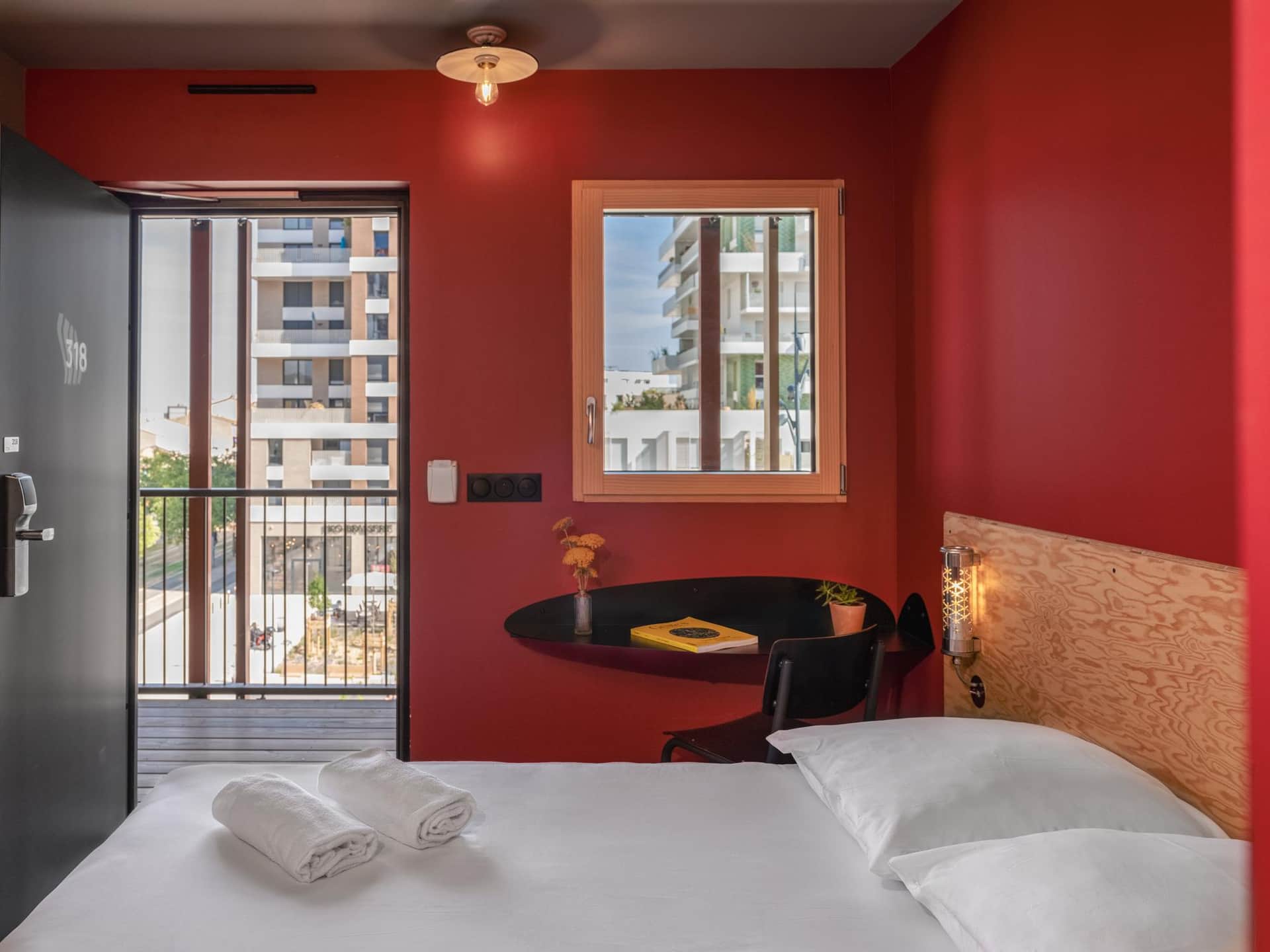 Eklo Hotels Bordeaux Centre Bastide