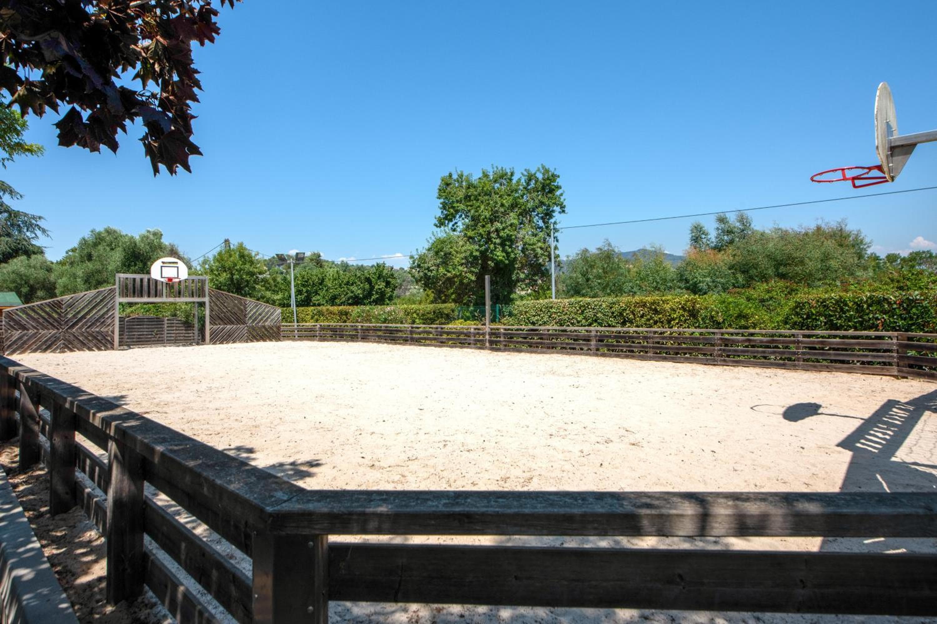 Comfort Aparthotel Mandelieu la Napoule Village