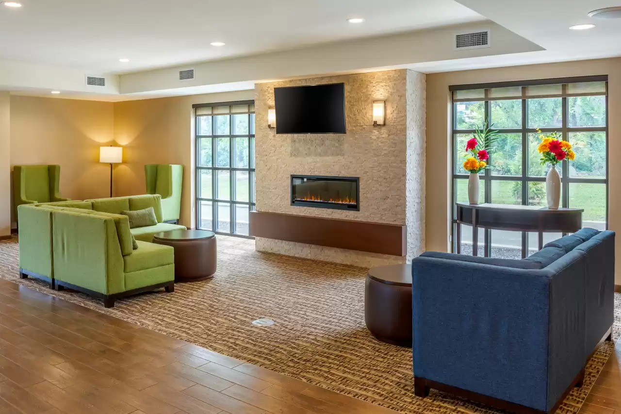 Comfort Inn & Suites