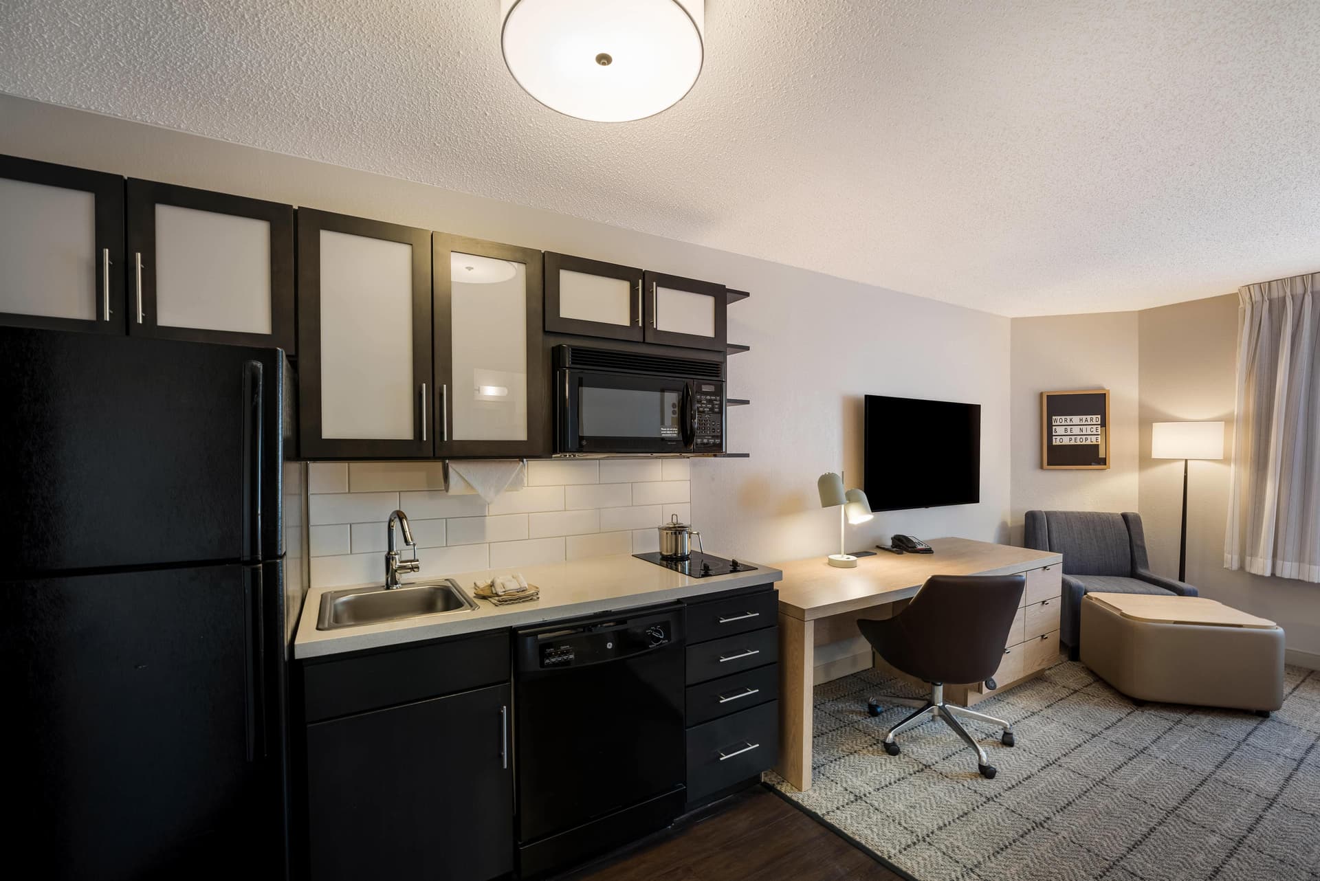 Sonesta Simply Suites Jersey City