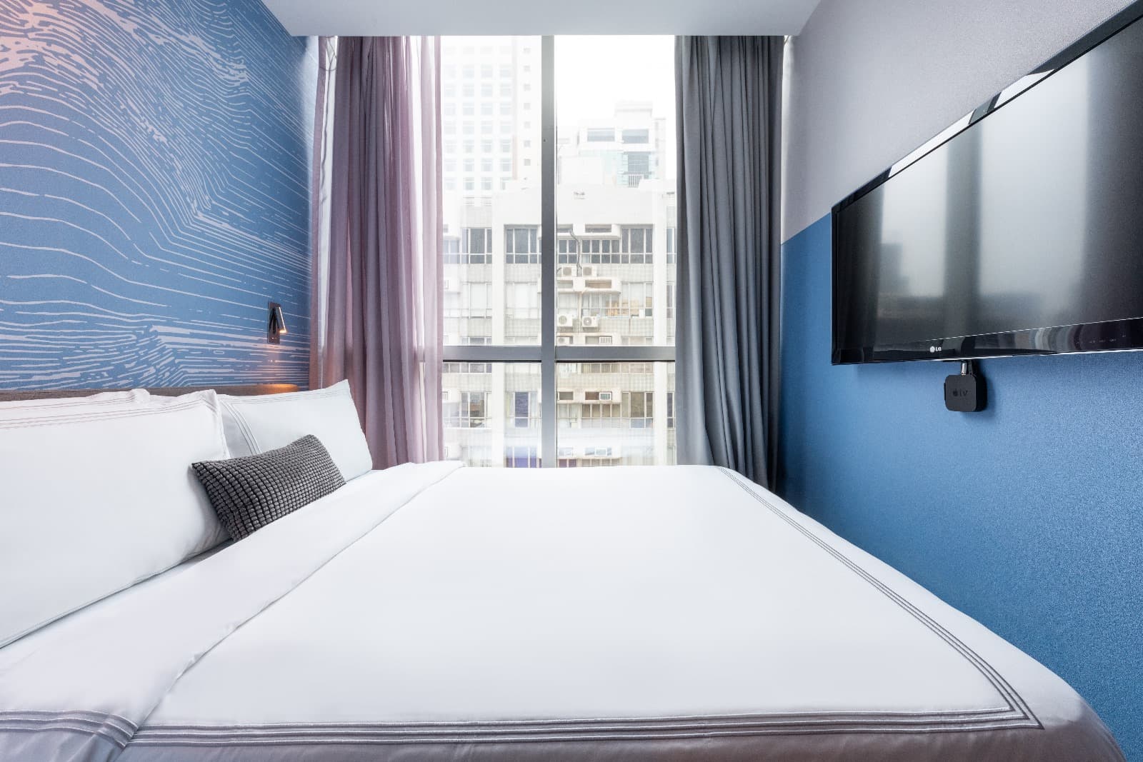 Dash Living on Queen's