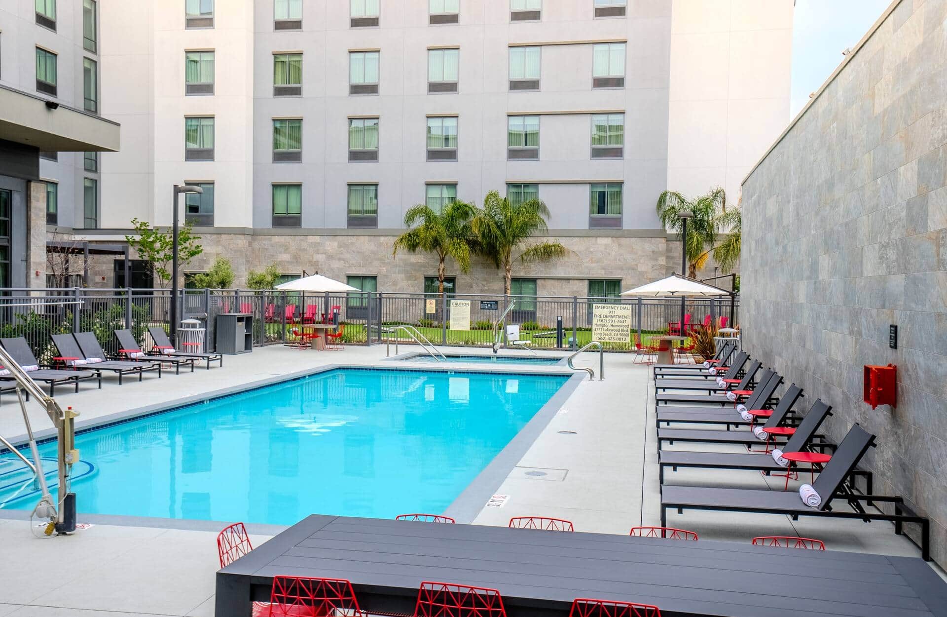 Hampton Inn Long Beach Airport