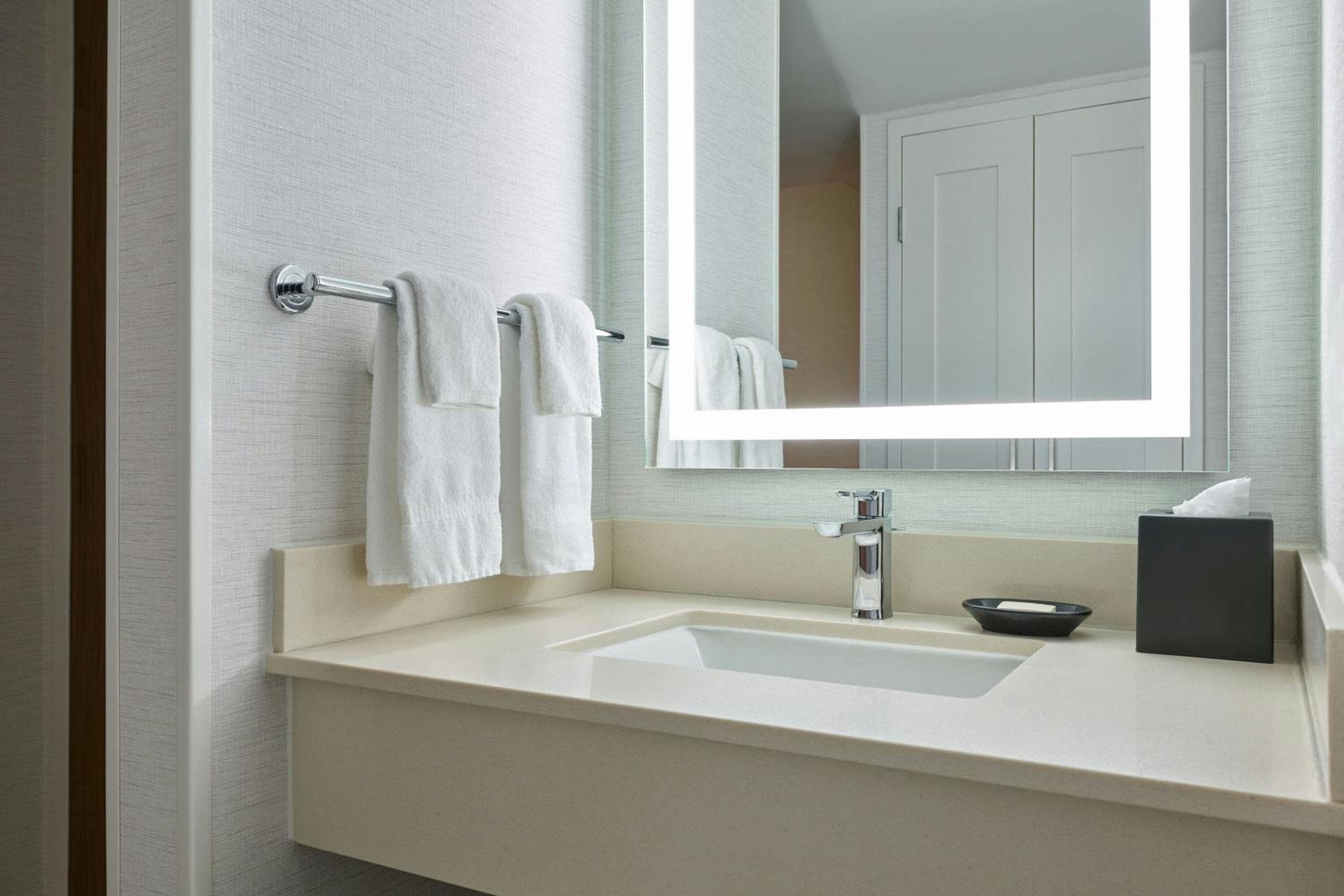 Courtyard by Marriott Los Angeles Pasadena/Old Town