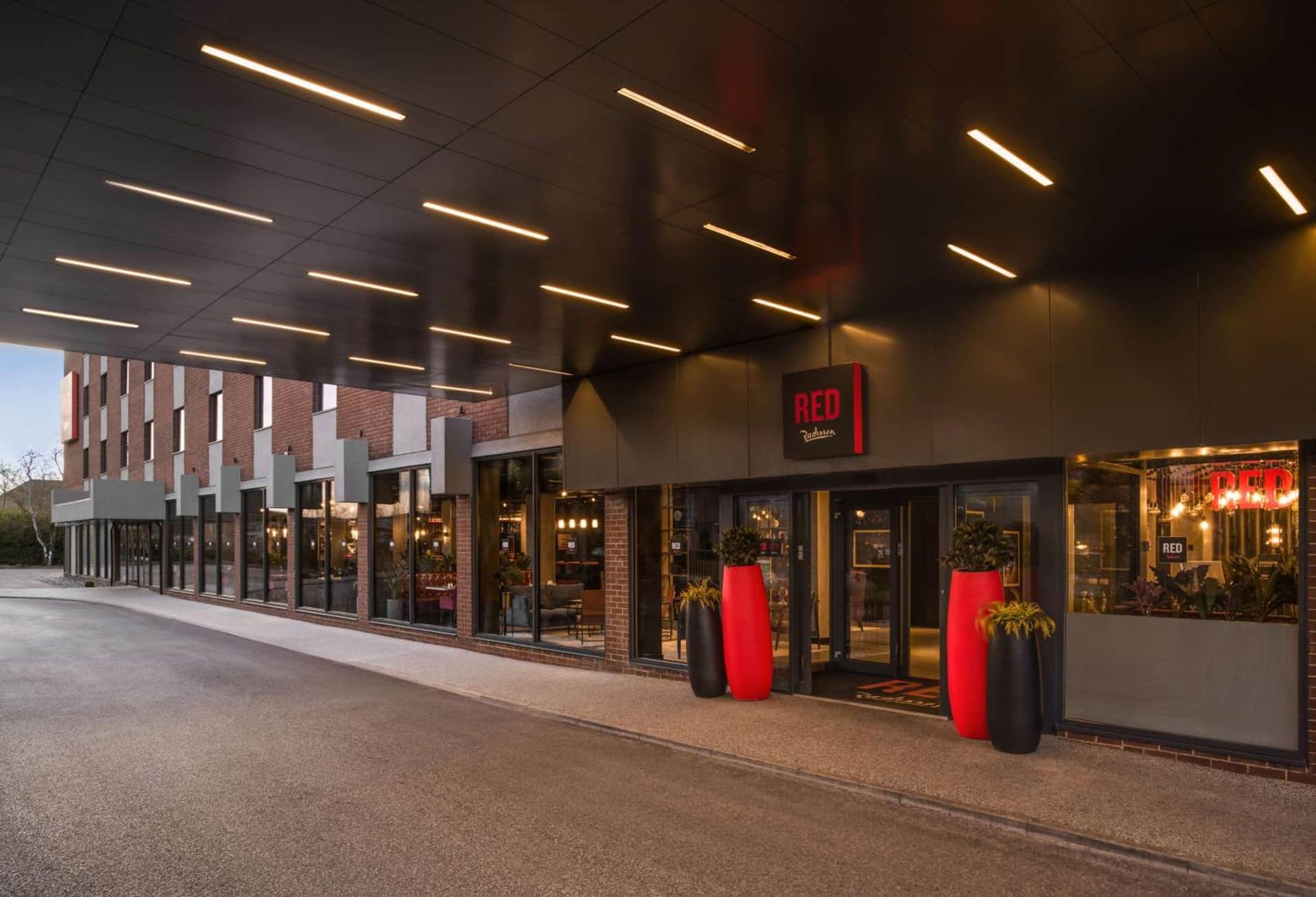 Radisson RED London Gatwick Airport