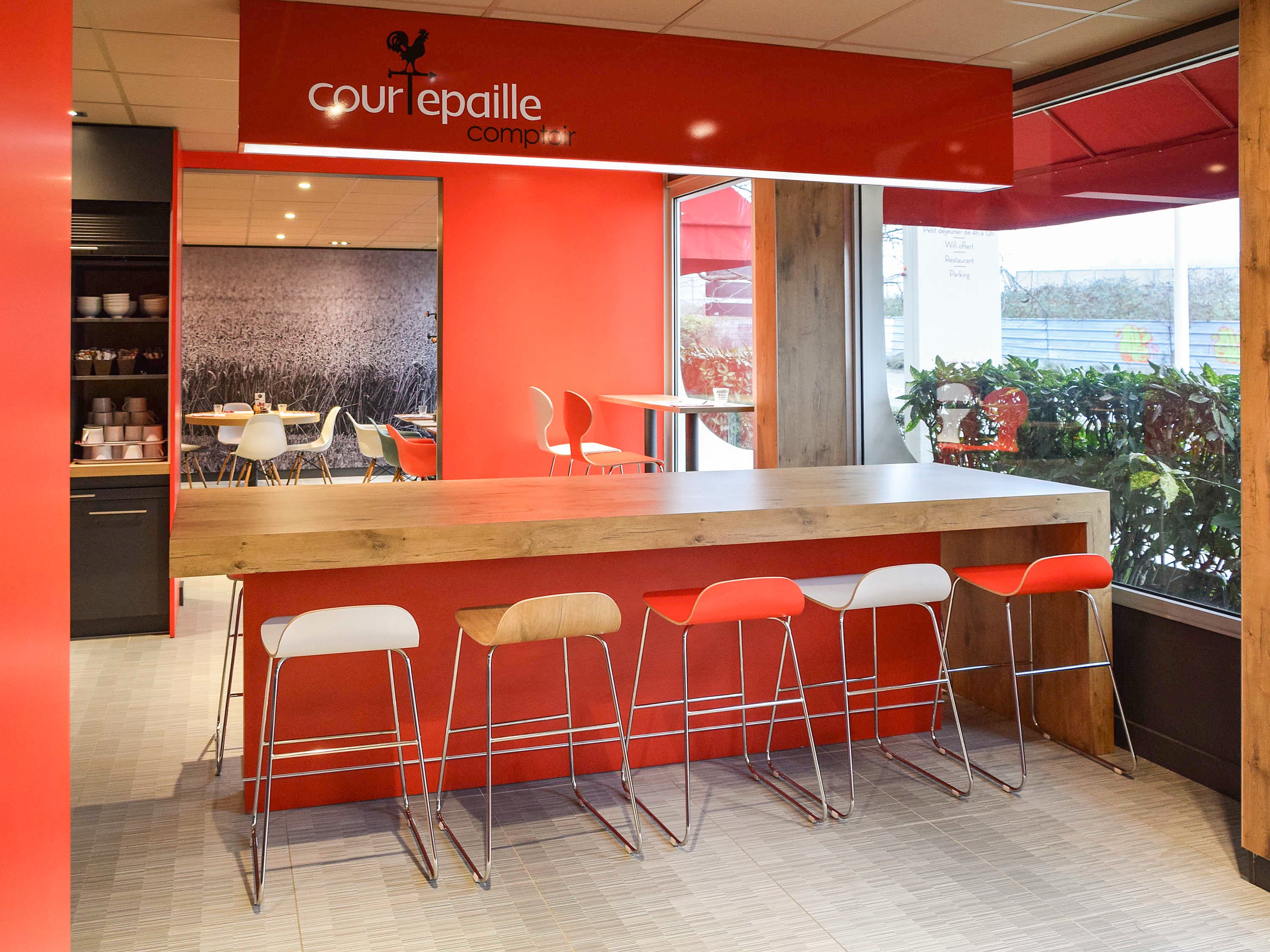 ibis Saint Denis Stade Ouest